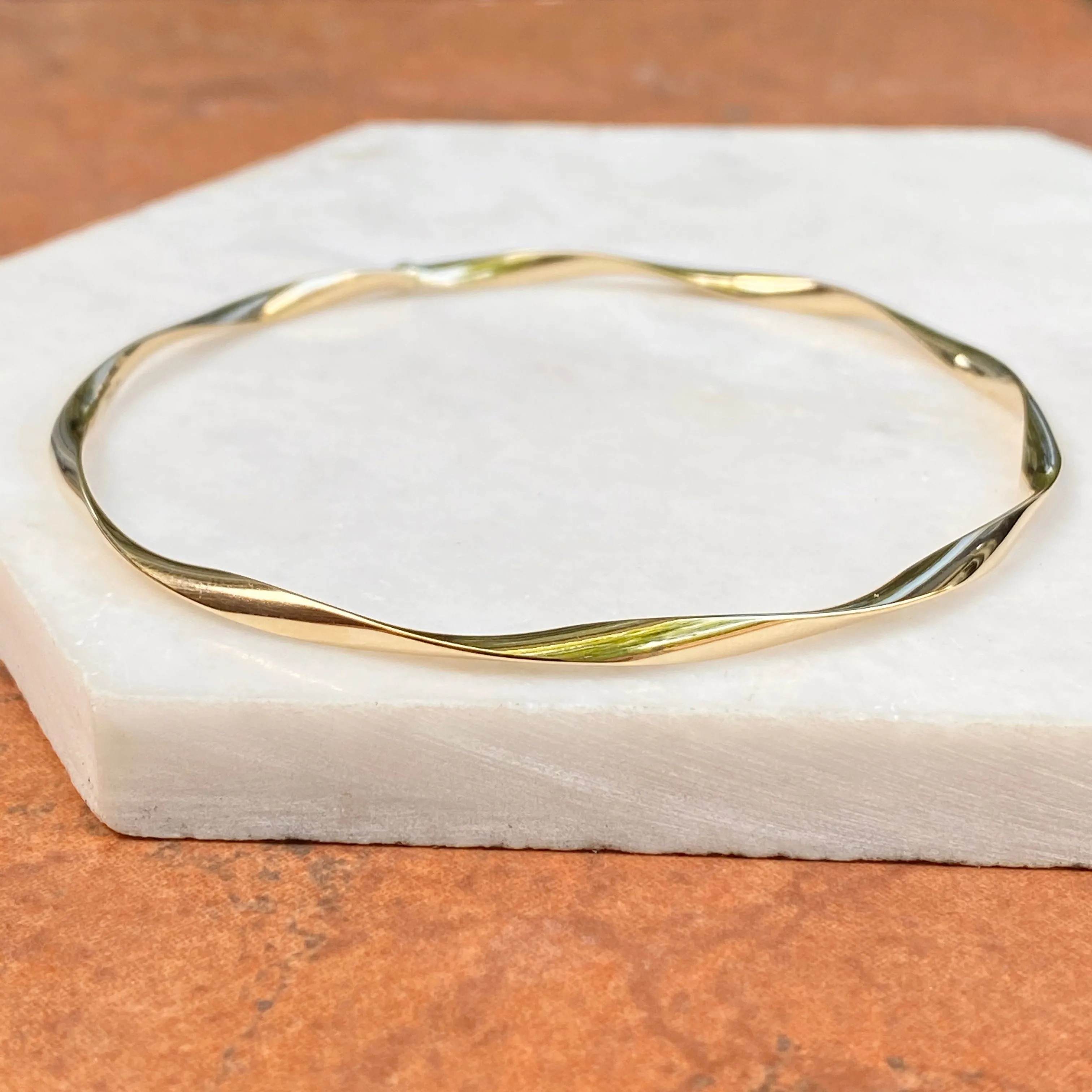 14KT Yellow Gold Twisted Round Slip On Bangle Bracelet