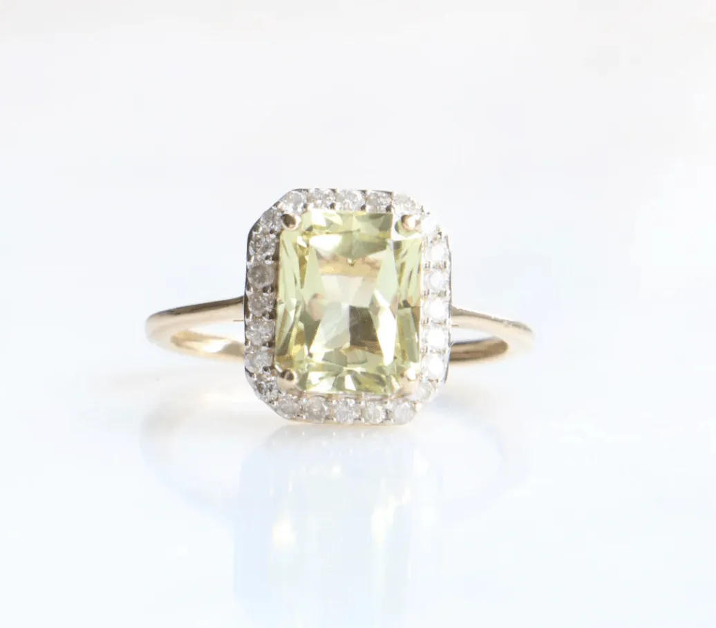 9CT VINTAGE SPODUMENE AND DIAMOND RING ASC5355