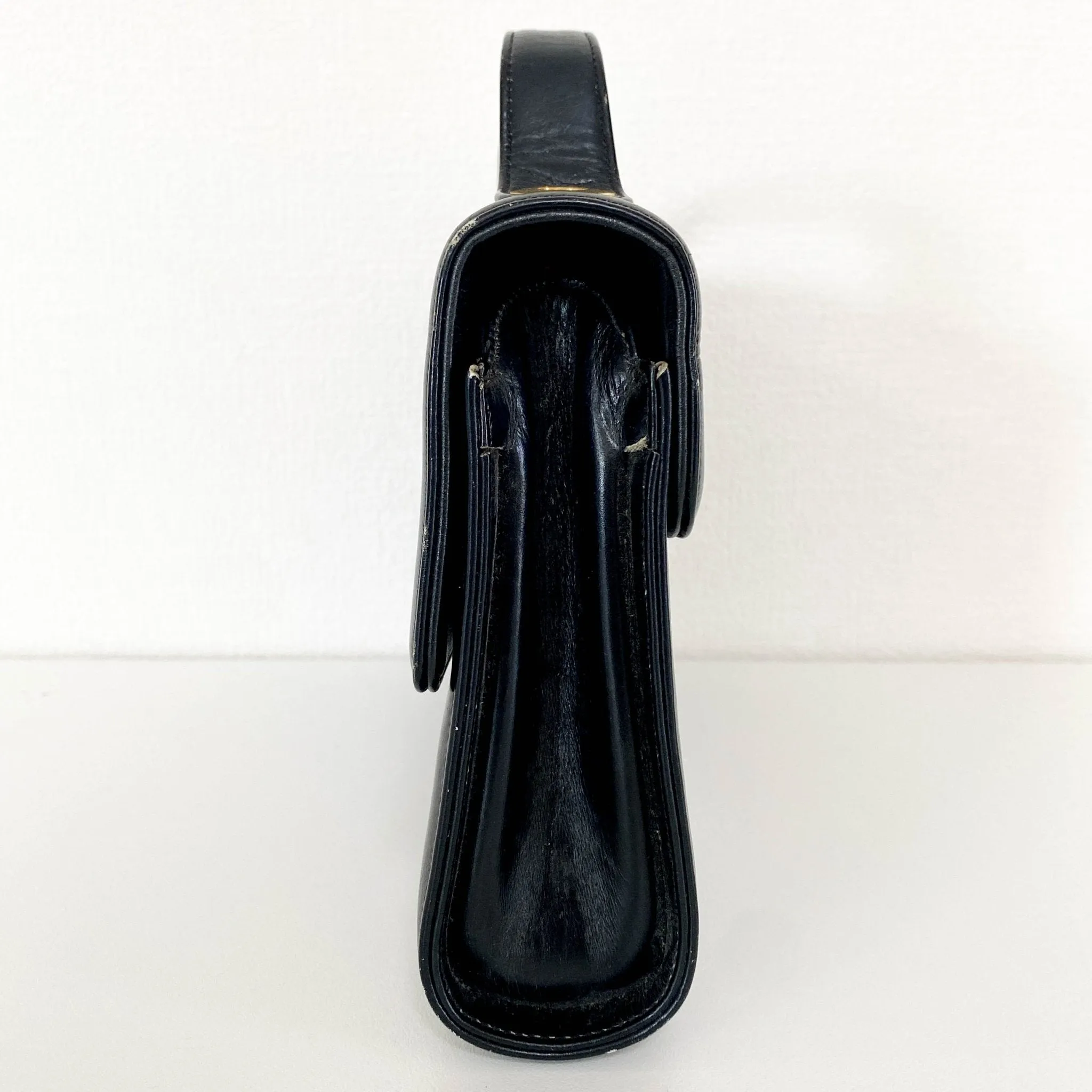 Black Leather Vintage Hand Bag
