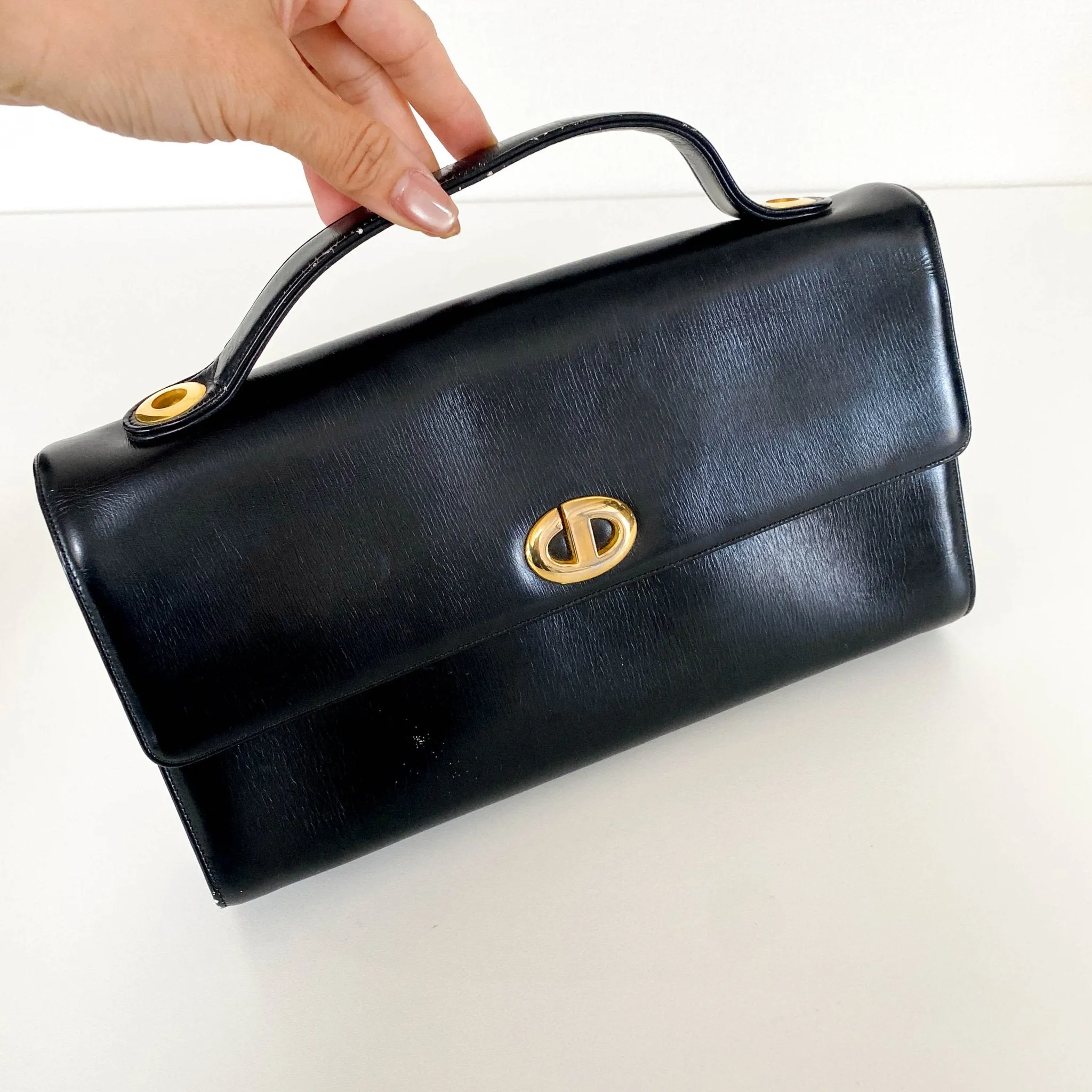 Black Leather Vintage Hand Bag