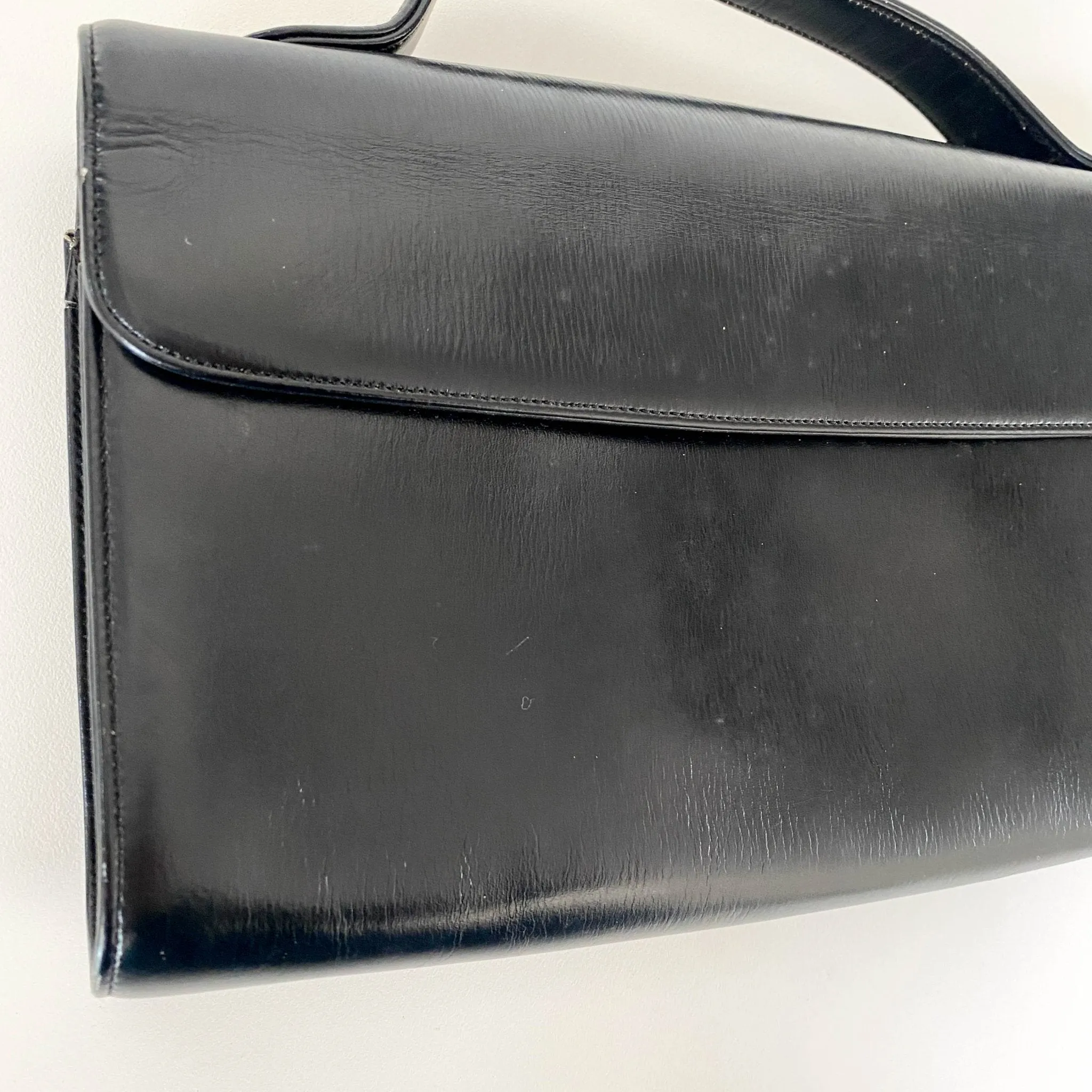 Black Leather Vintage Hand Bag