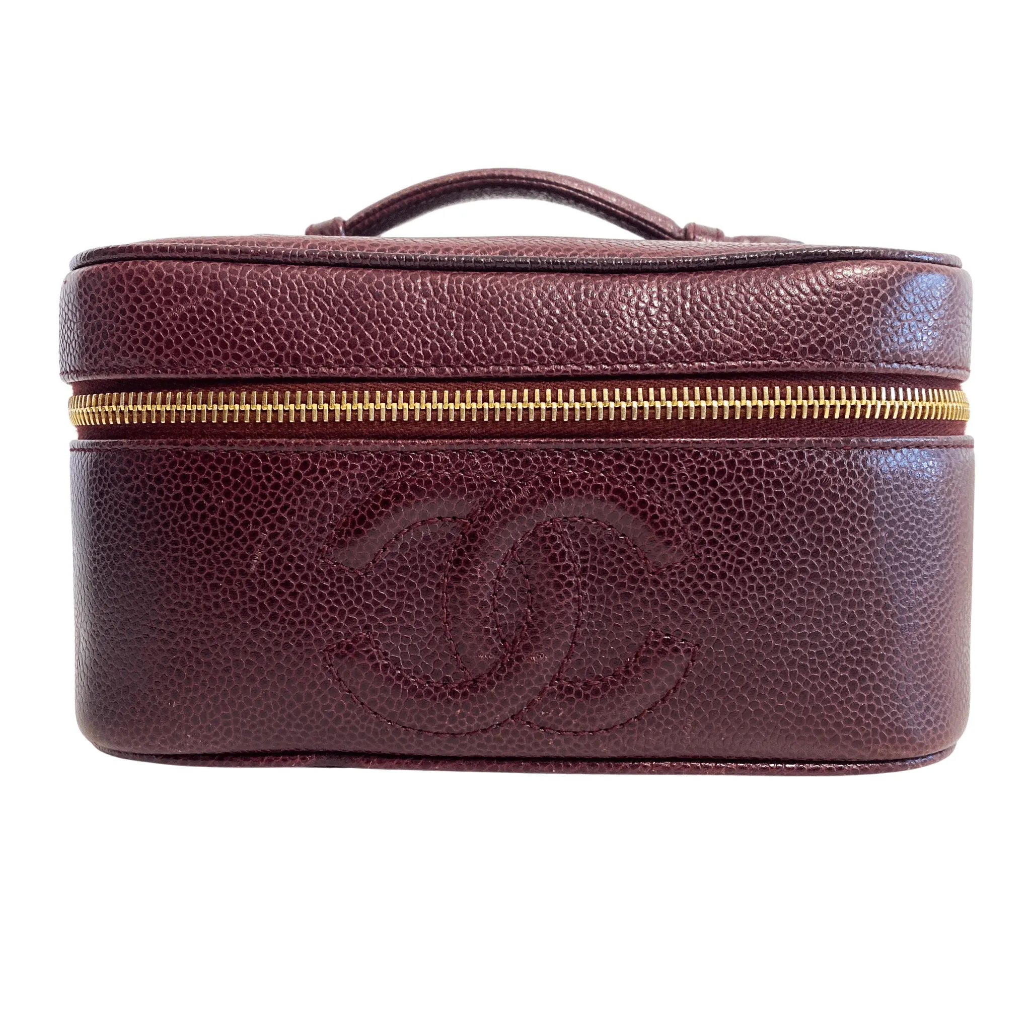 CC Logo Vanity Case Aubergine Leather