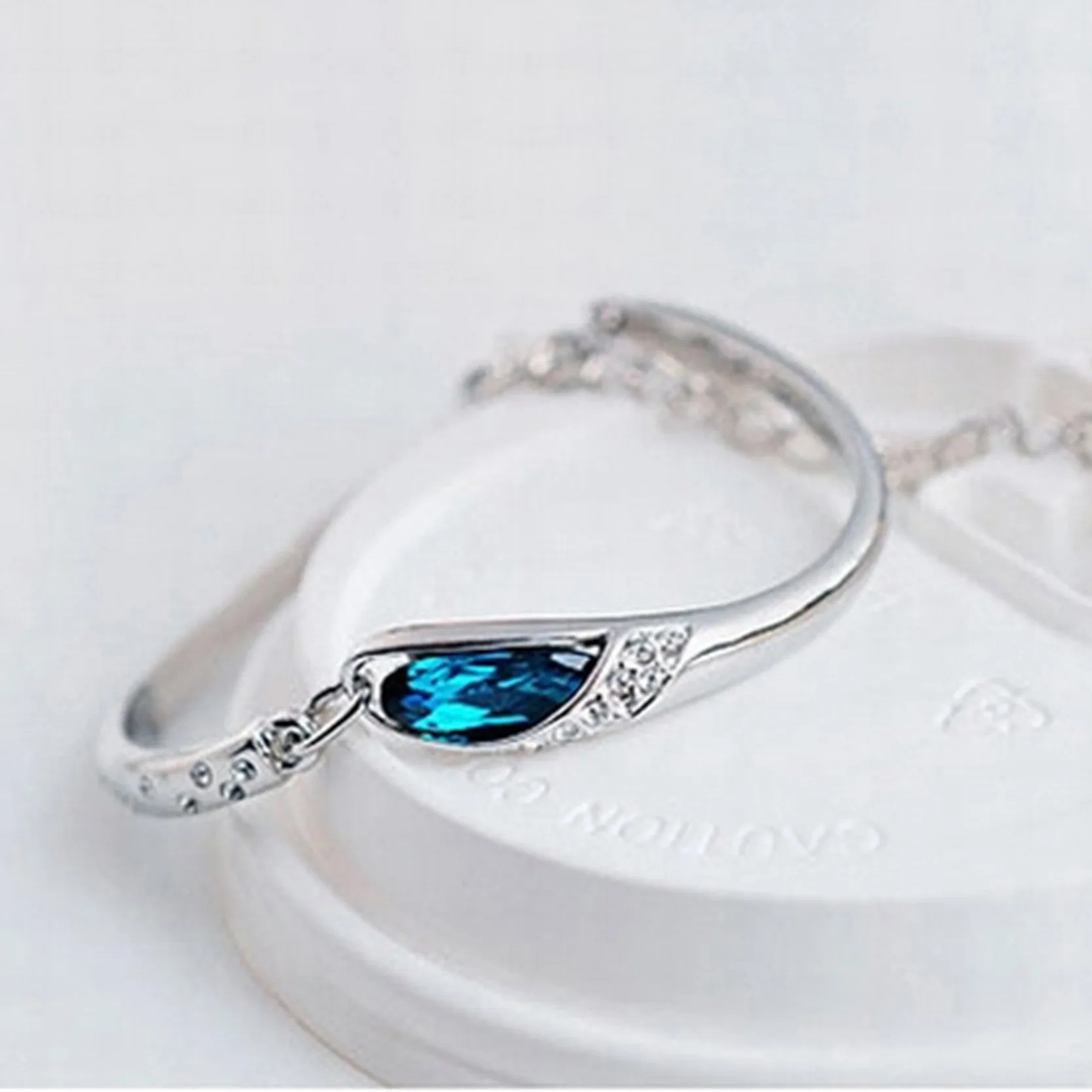 Fashion crystal bracelet for women vintage 925 sterling silver bracelet fashion jewelry romantic gift for Women