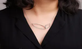 Fashion Geometric Oval Pendant Necklace