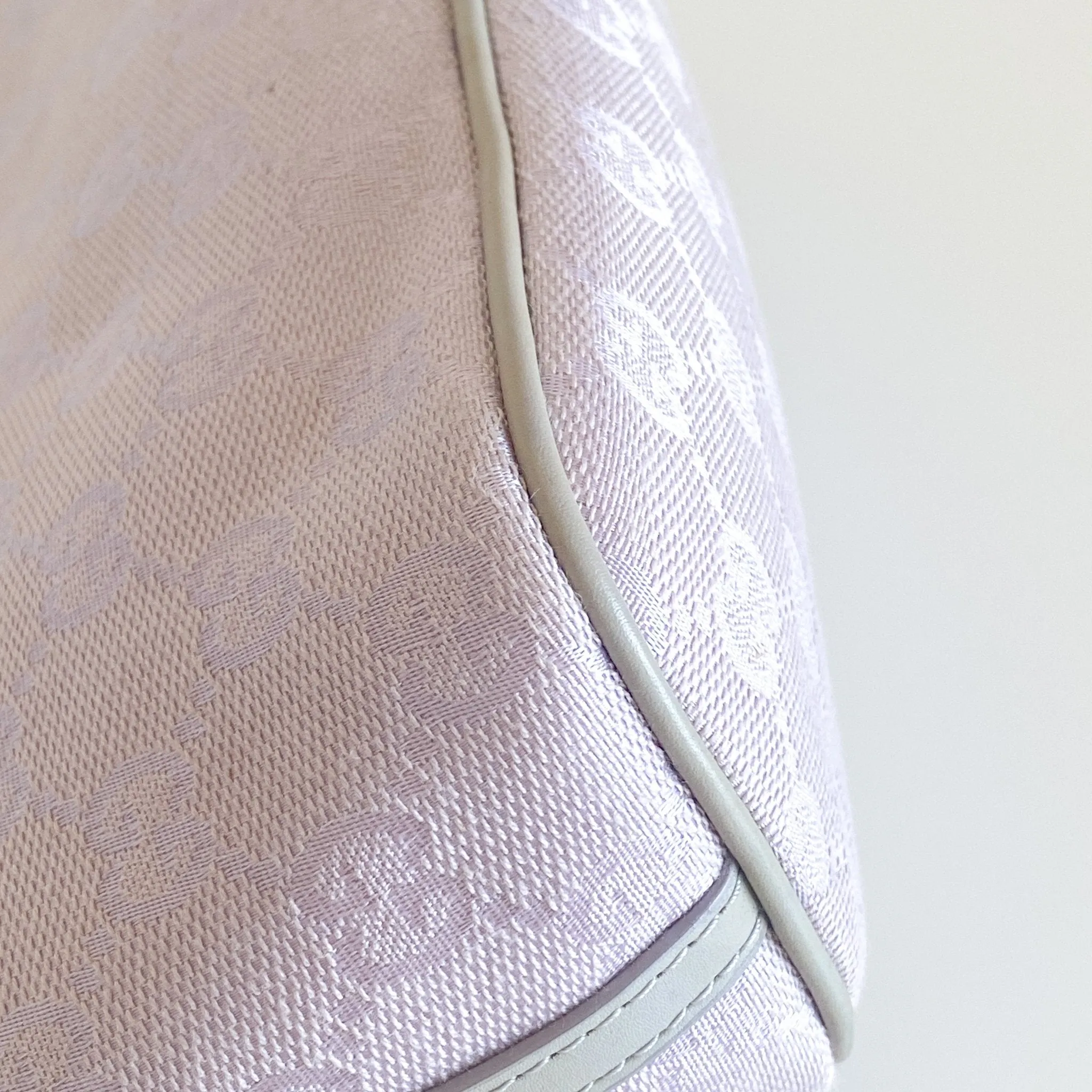 GG Canvas Mini Pochette Pouch Bag Lilac Purple
