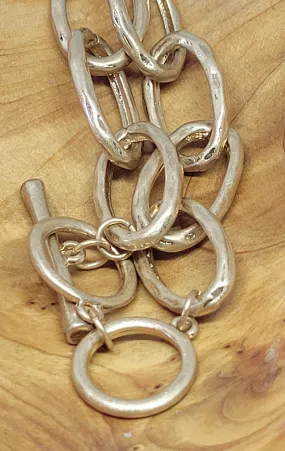 Gold Tone Toggle Bracelet