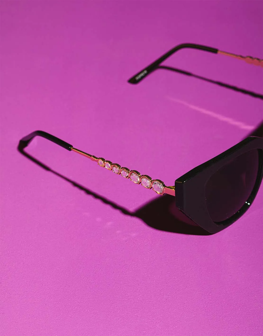 HB define sunglasses