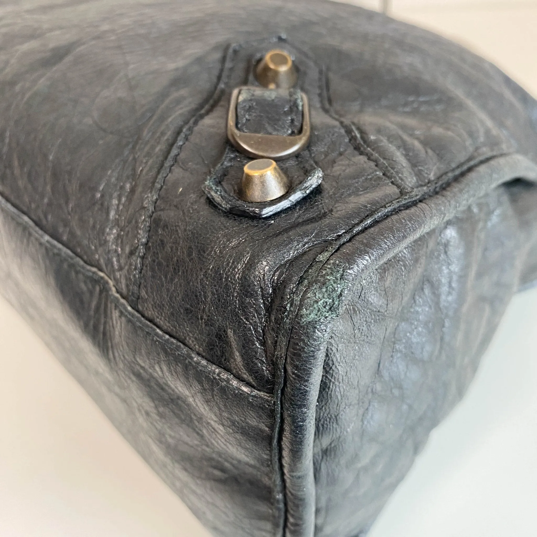 Le City Midium Top Handle Bag