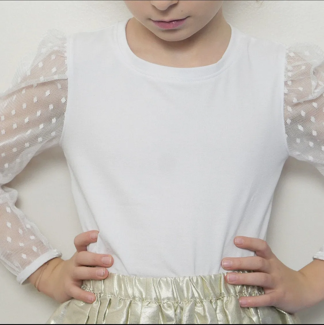 Lobelia Kids Tee-shirt Sewing Pattern - Girls 3/12 - Ikatee