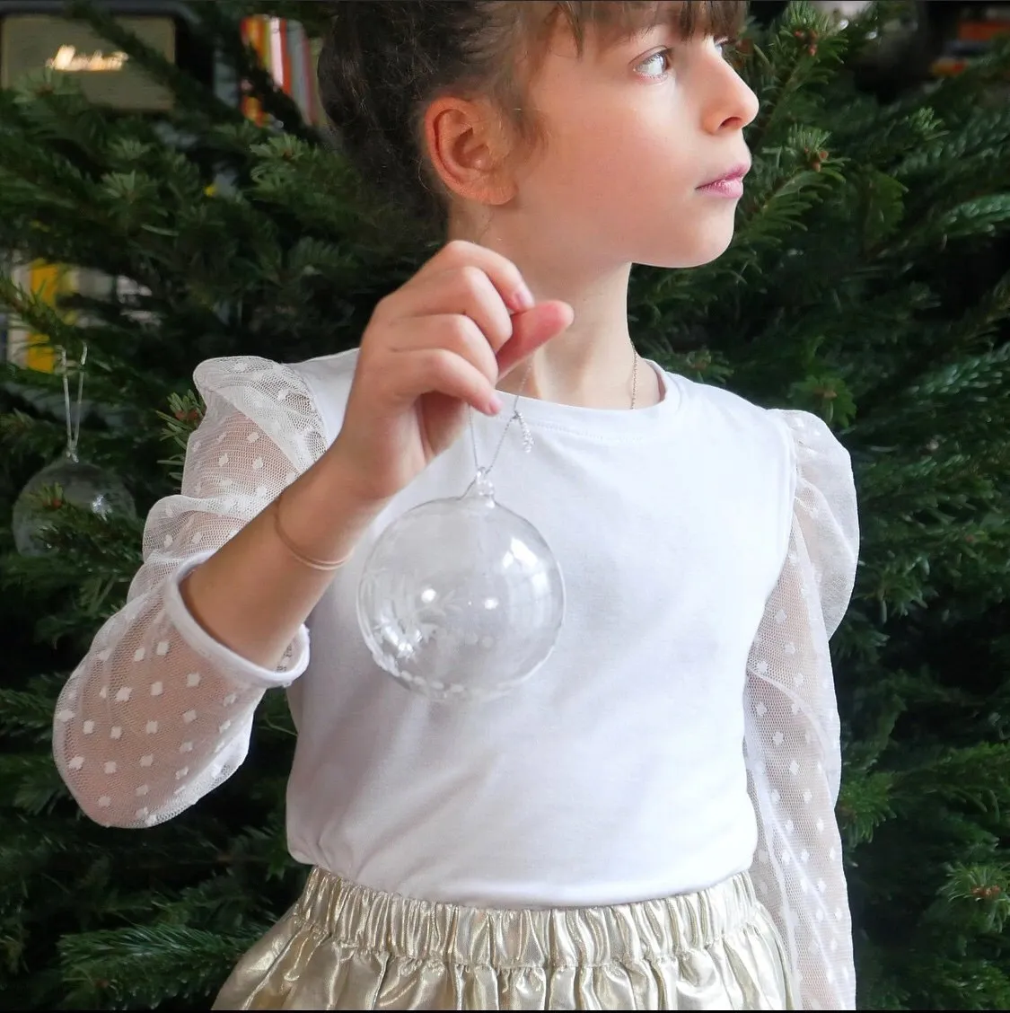 Lobelia Kids Tee-shirt Sewing Pattern - Girls 3/12 - Ikatee