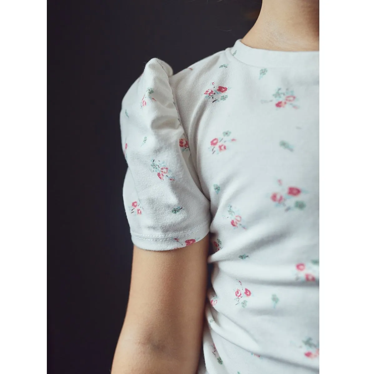 Lobelia Kids Tee-shirt Sewing Pattern - Girls 3/12 - Ikatee