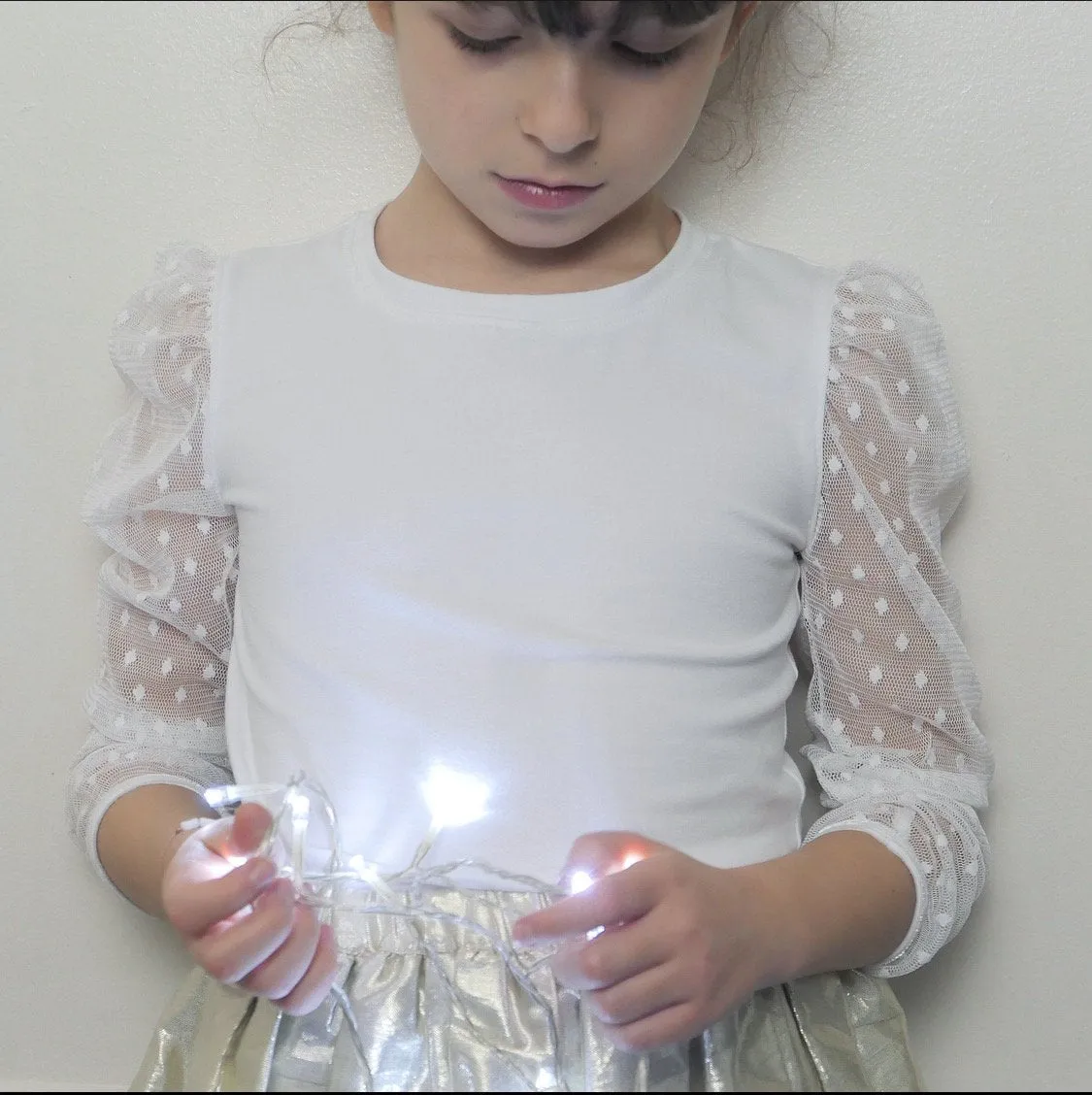 Lobelia Kids Tee-shirt Sewing Pattern - Girls 3/12 - Ikatee
