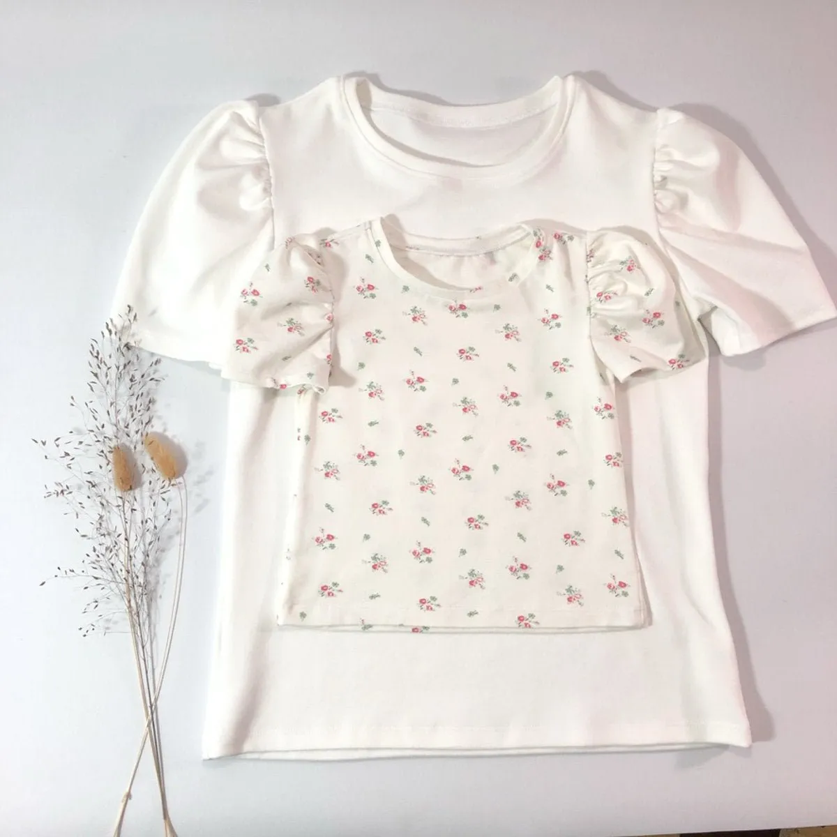 Lobelia Mum Tee-Shirt Sewing Pattern - Ladies 32/52 - Ikatee