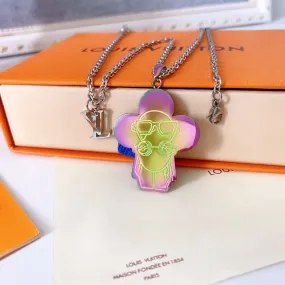 LV Necklaces 072