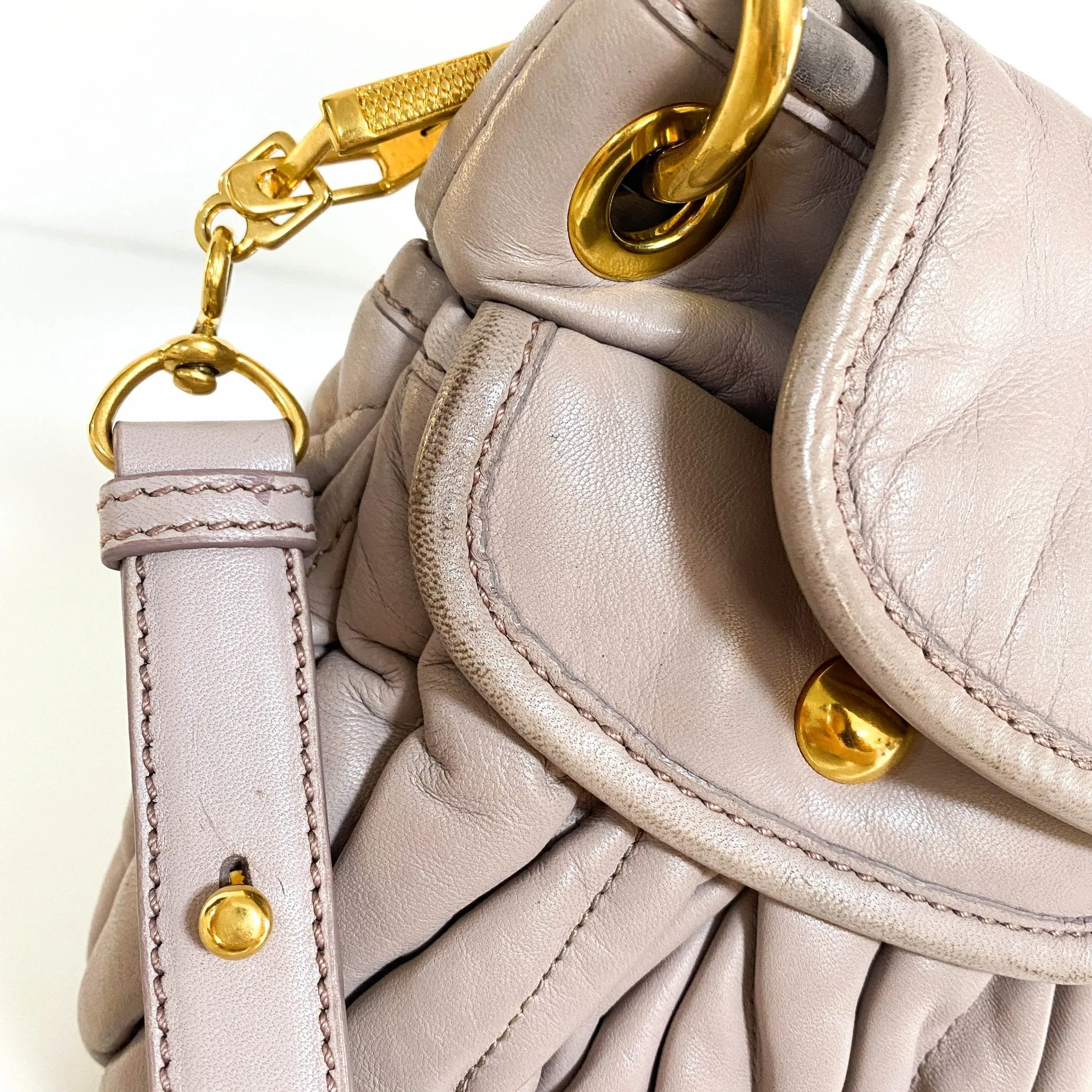 Matelassé Pale Purple Leather Handle Shoulder Bag
