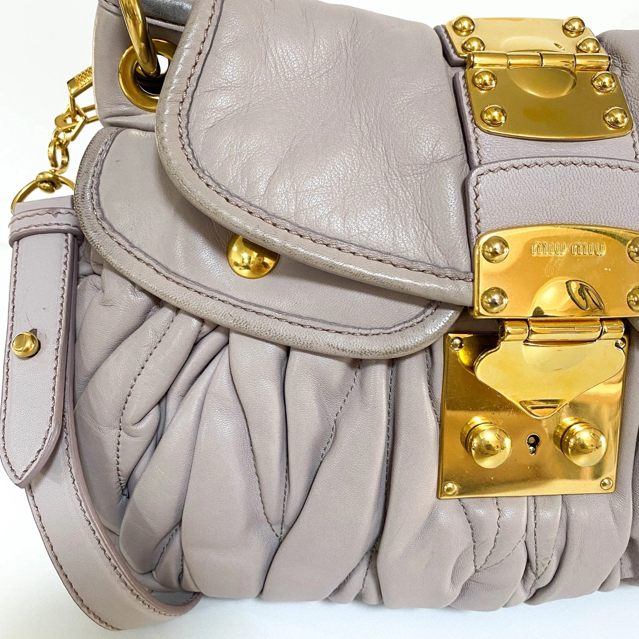 Matelassé Pale Purple Leather Handle Shoulder Bag