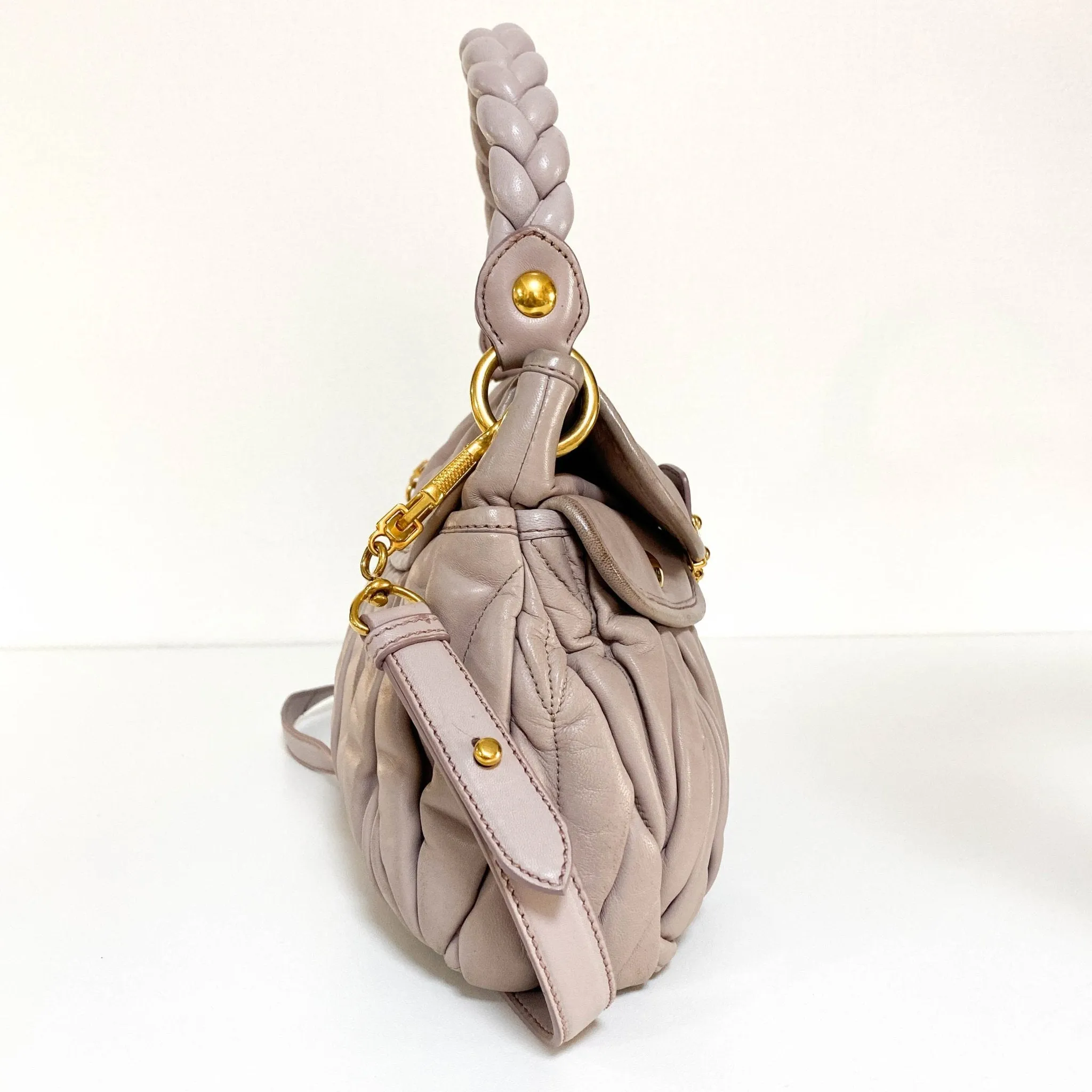 Matelassé Pale Purple Leather Handle Shoulder Bag