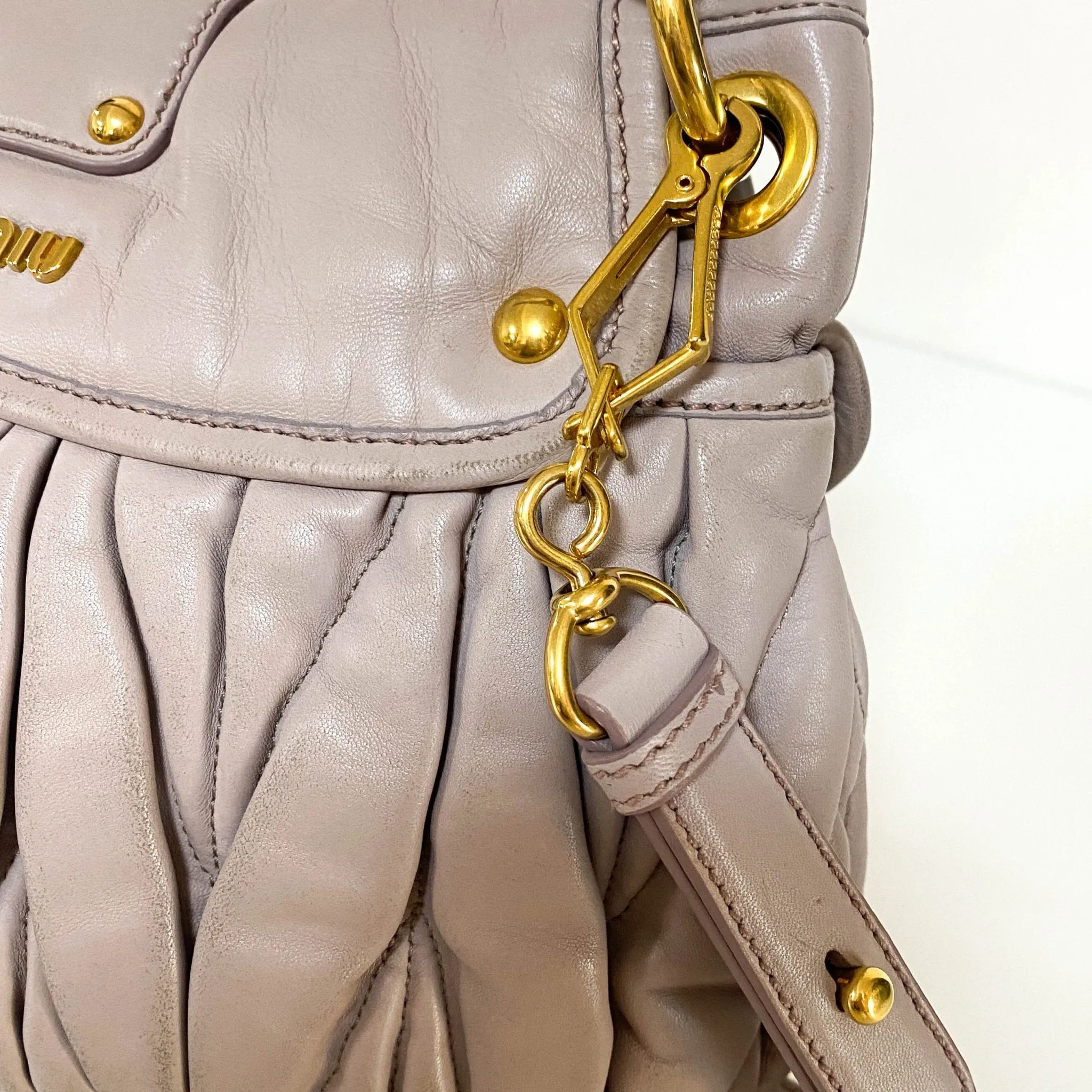 Matelassé Pale Purple Leather Handle Shoulder Bag