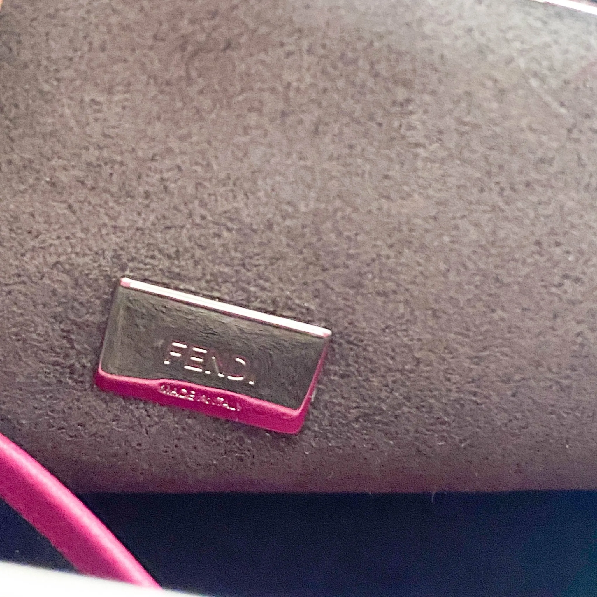Micro Peekaboo
