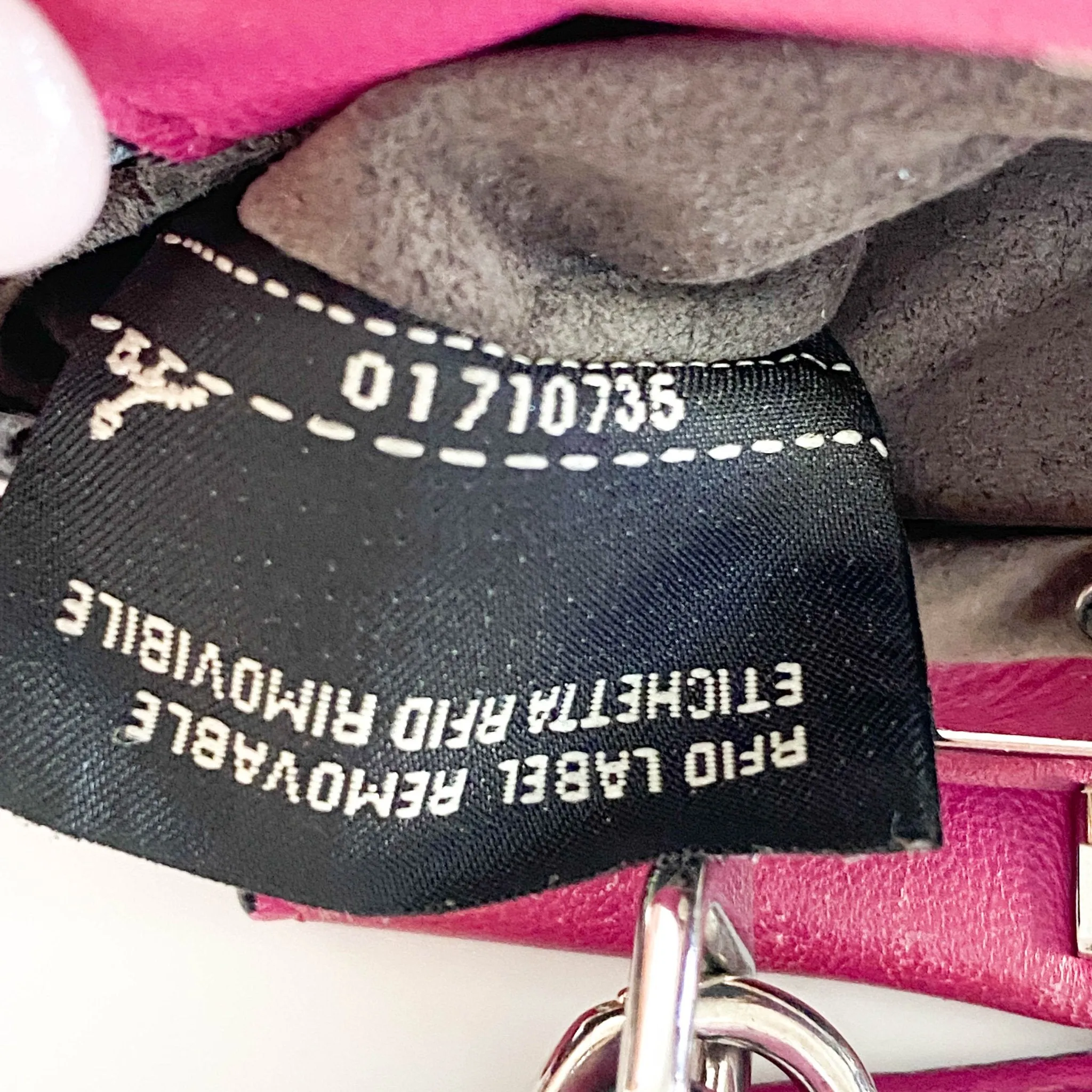 Micro Peekaboo