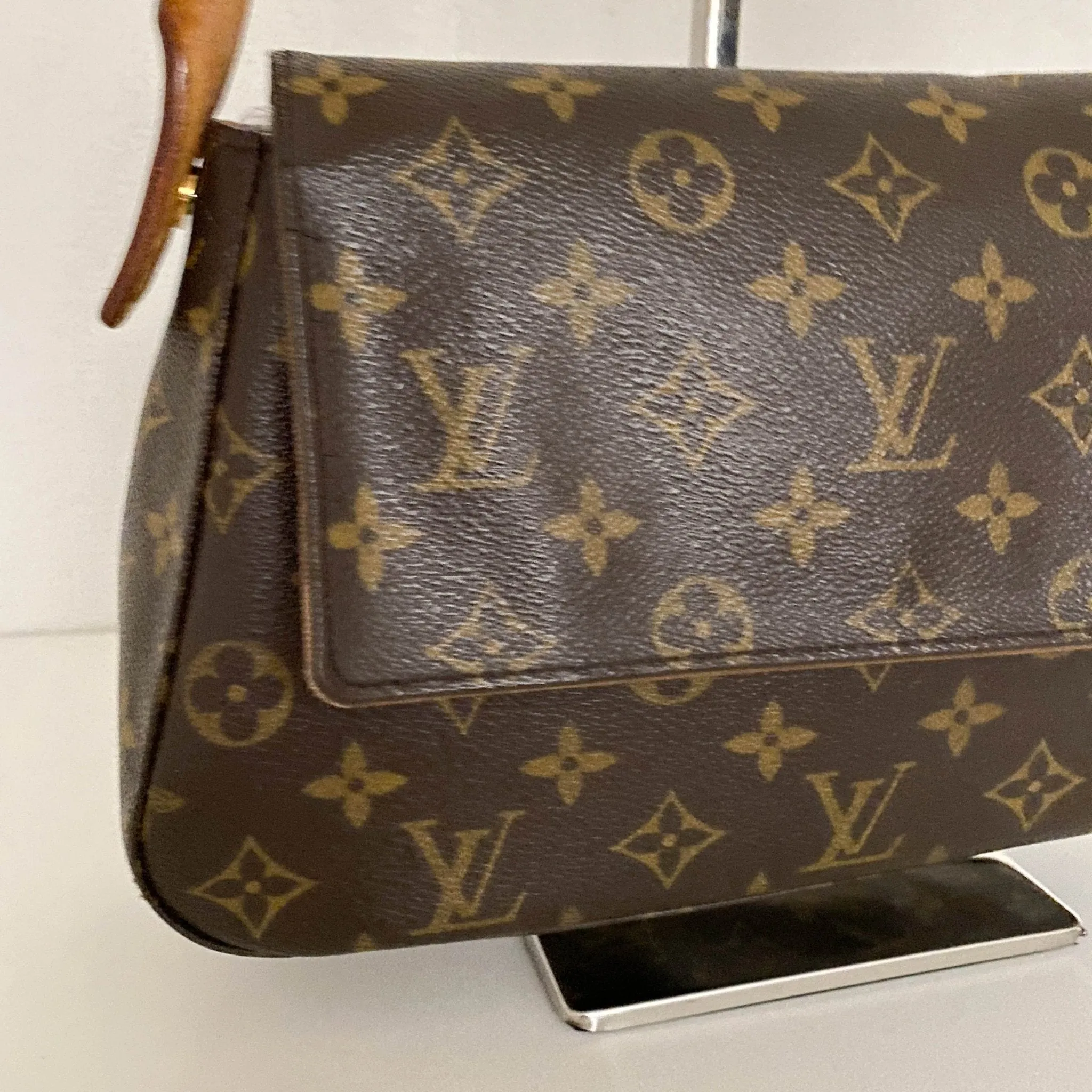 Monogram Looping Mini