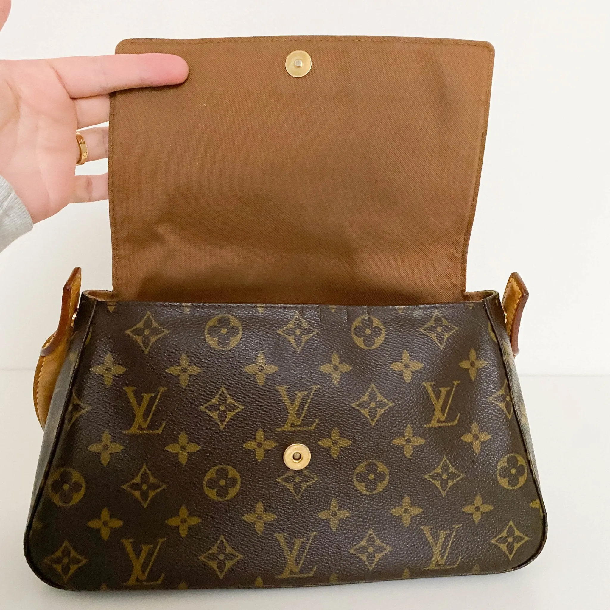 Monogram Looping Mini