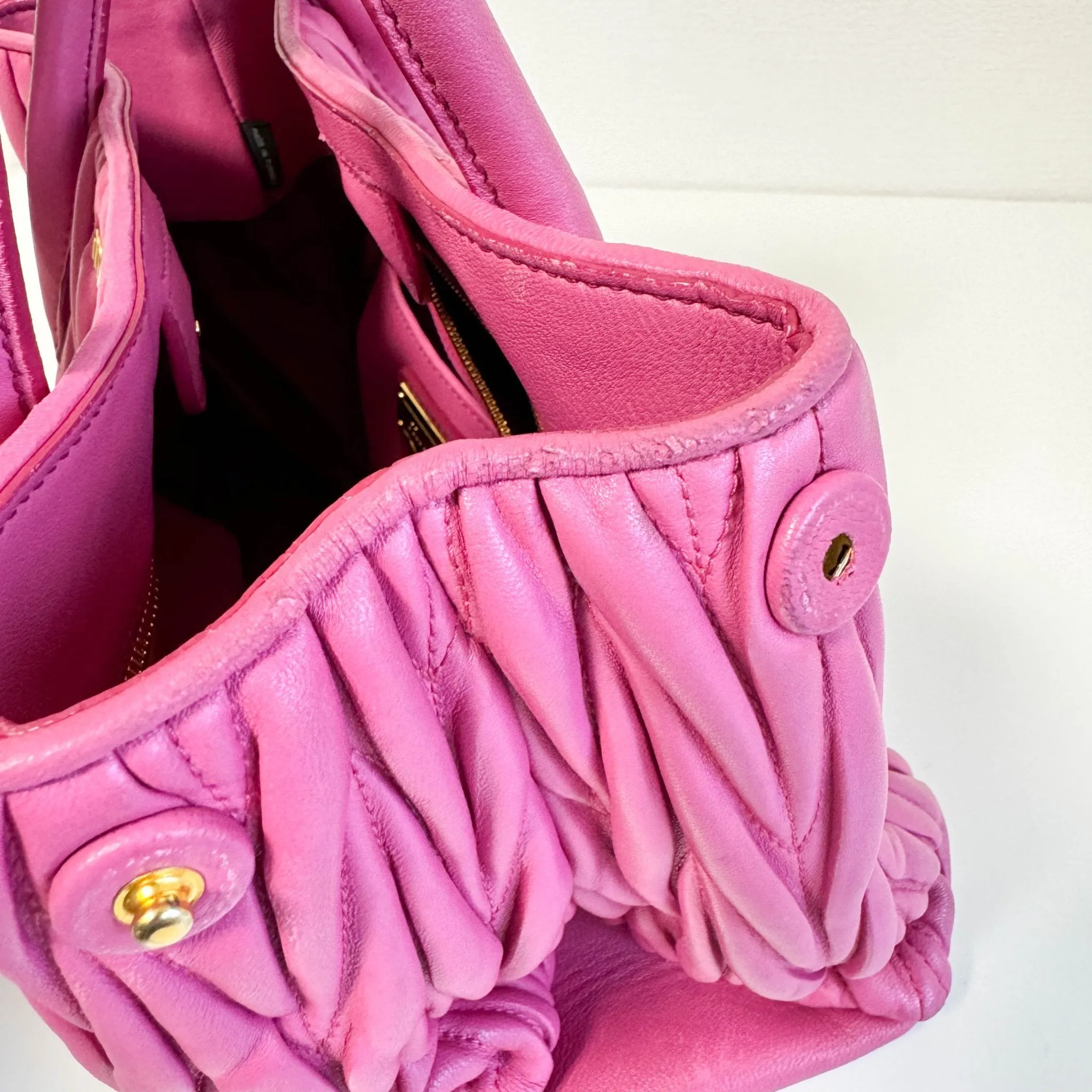 Nappa Matelassé Leather Top Handle Shoulder Bag Pink