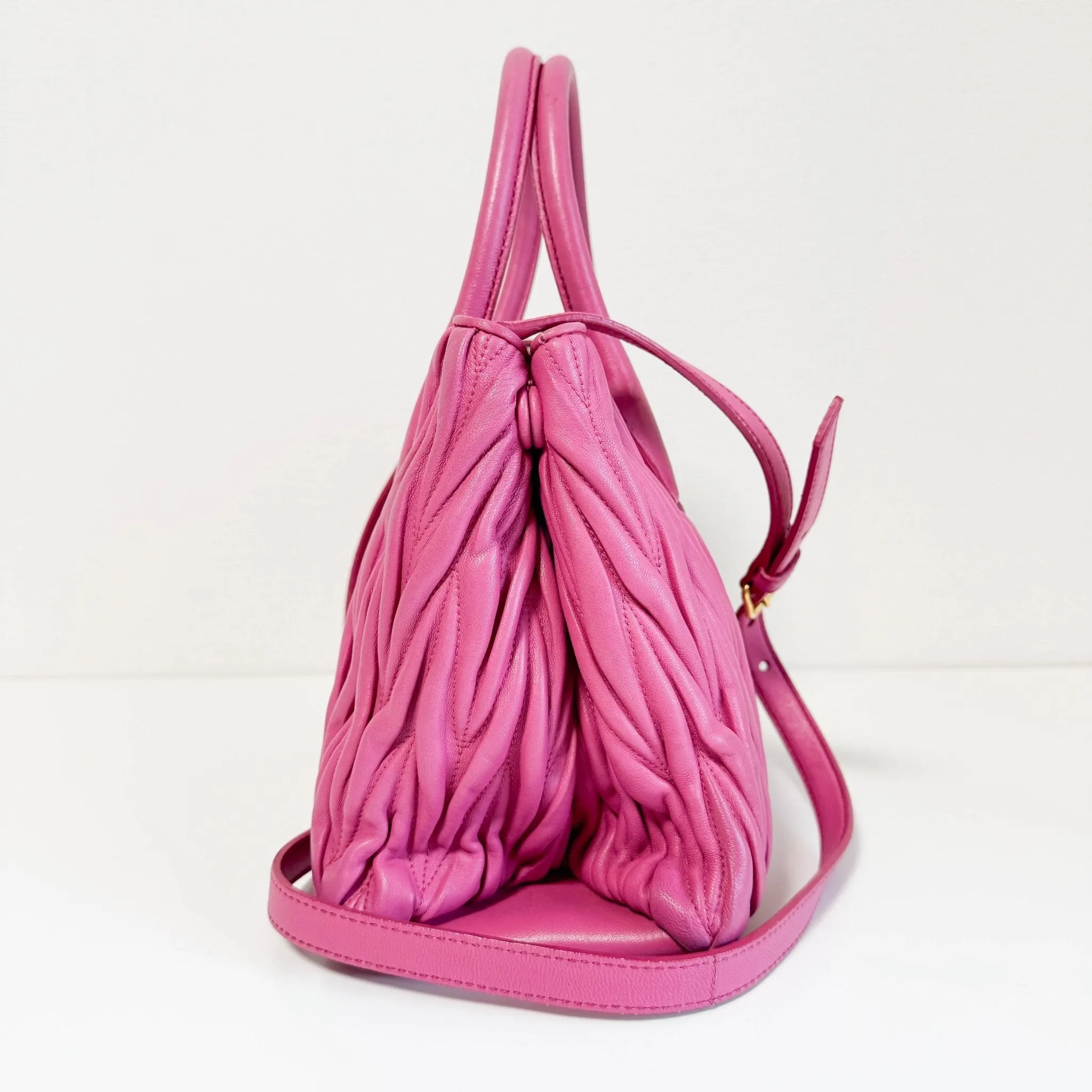 Nappa Matelassé Leather Top Handle Shoulder Bag Pink