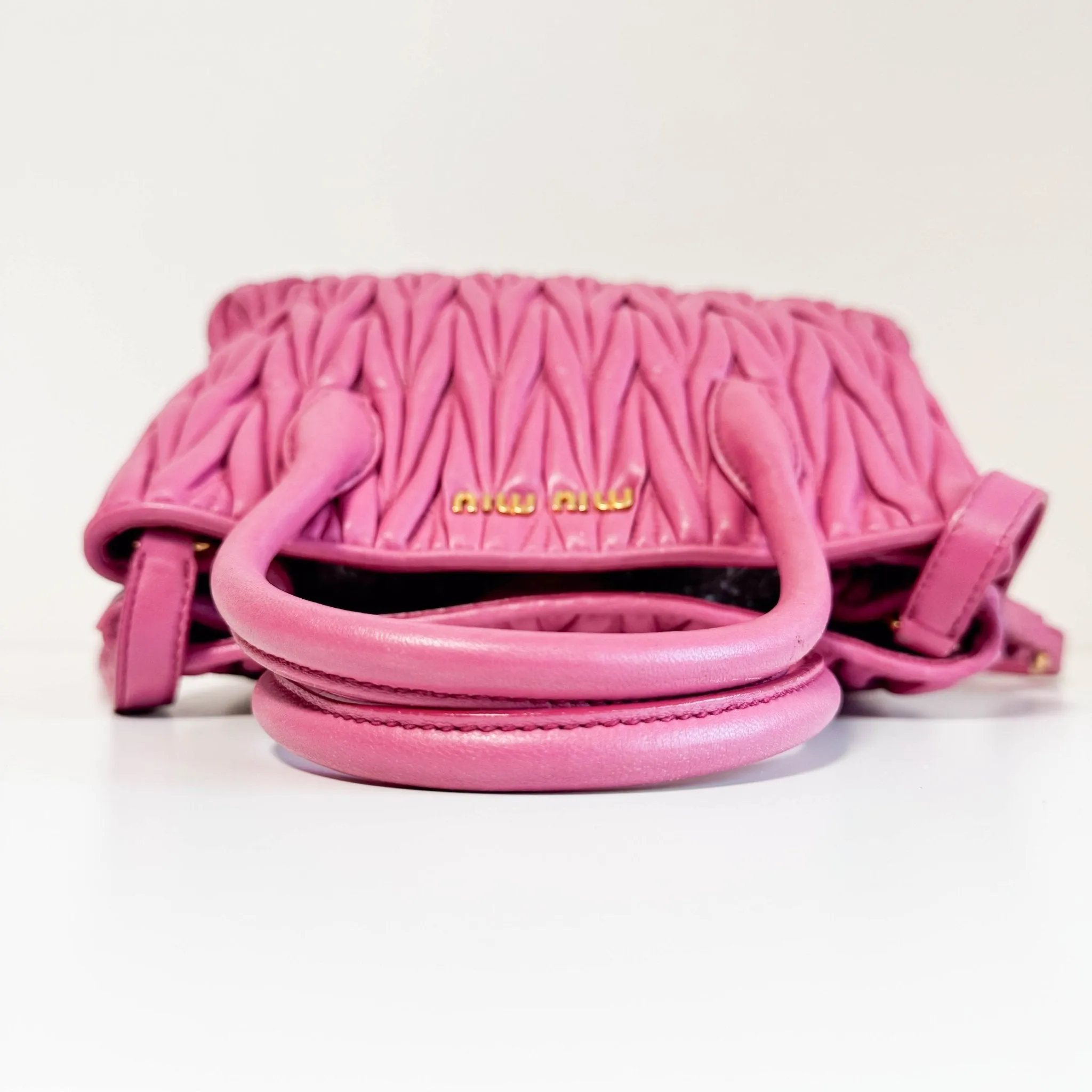 Nappa Matelassé Leather Top Handle Shoulder Bag Pink