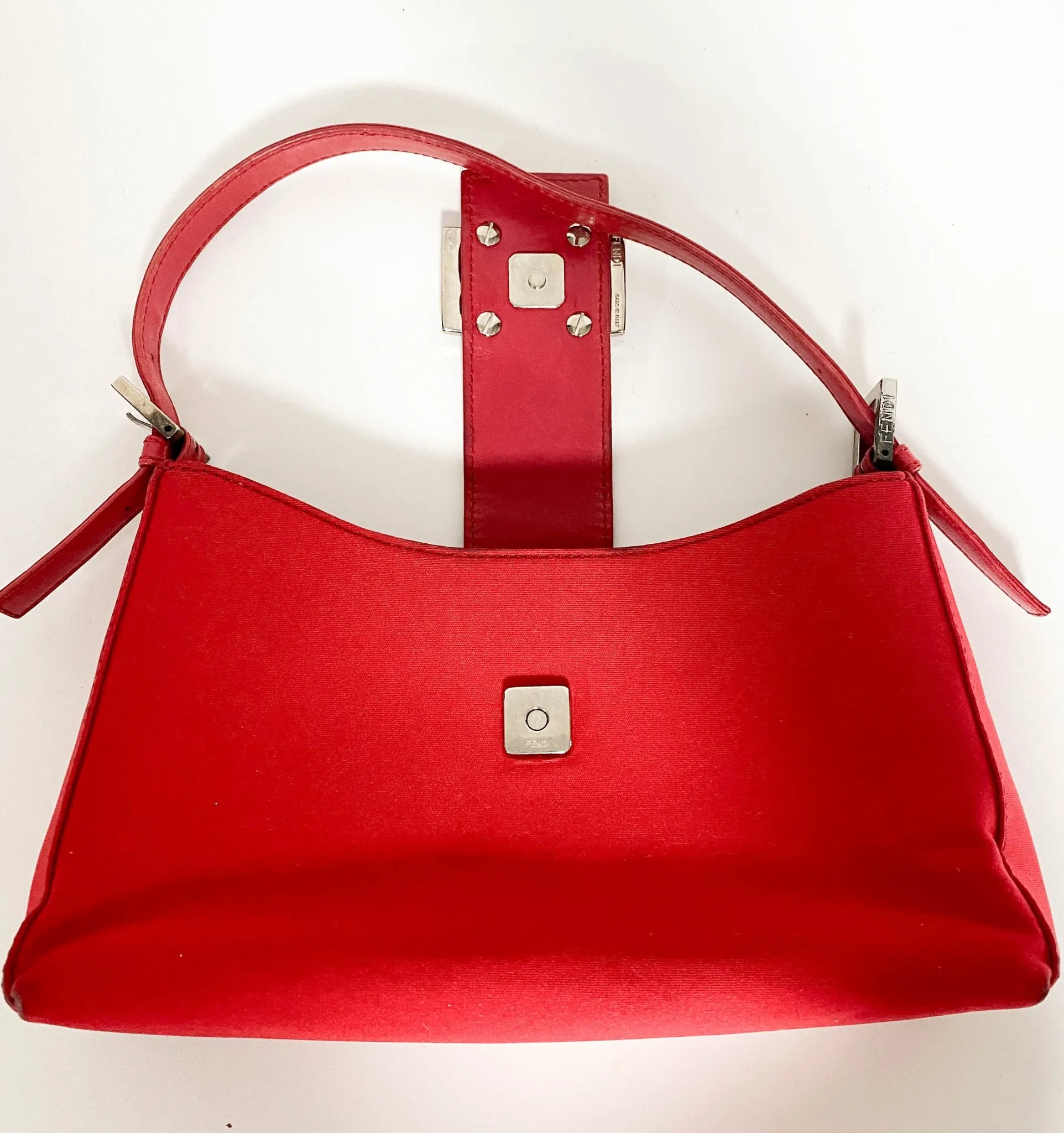 Neoprene Red Shoulder Bag
