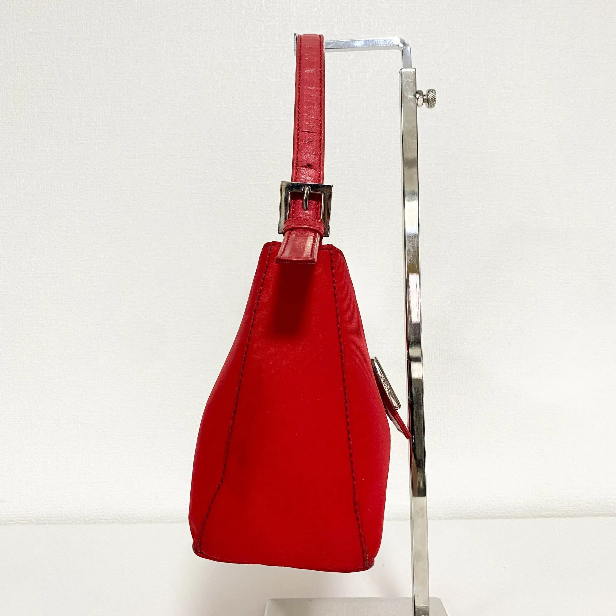 Neoprene Red Shoulder Bag