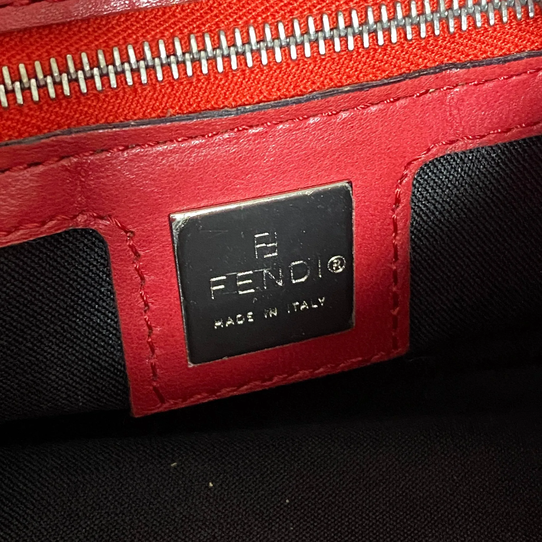 Neoprene Red Shoulder Bag