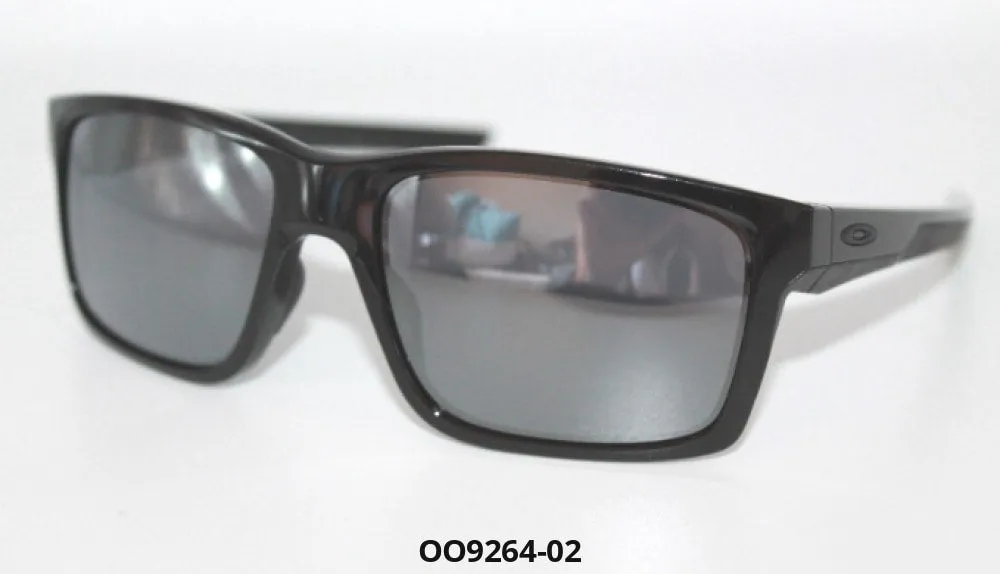 Oakley Sunglasses Blowout (Store Display Units) - Ships Next Day!