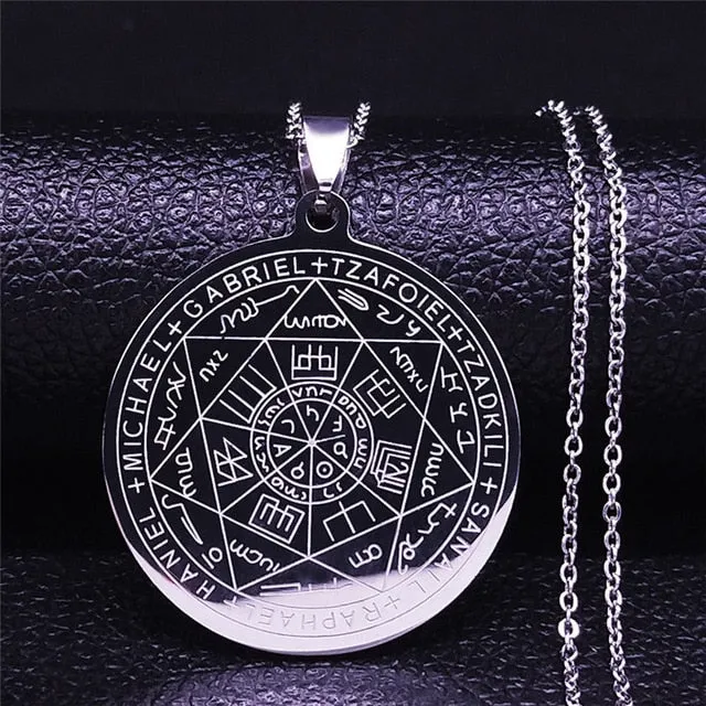 Pentagram Gold Pendants Necklace