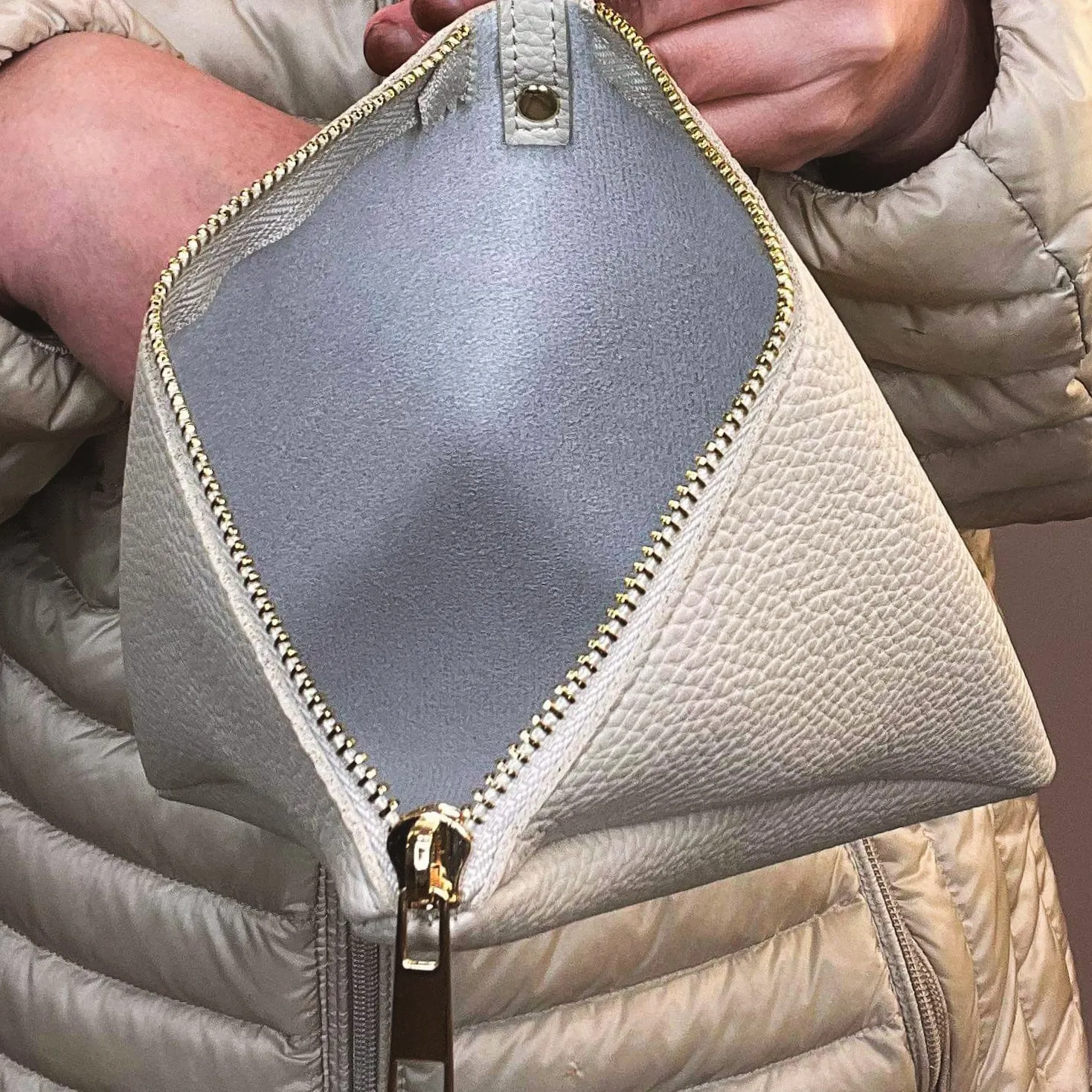 Pyramid Tassel Wristlet Bag
