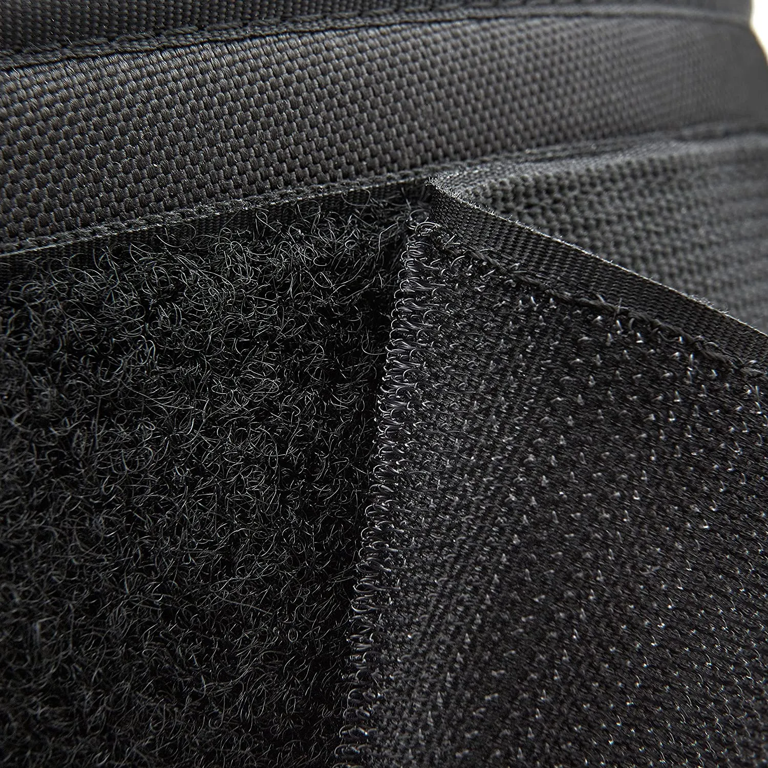 Reebok Weightlifting Belt, Black