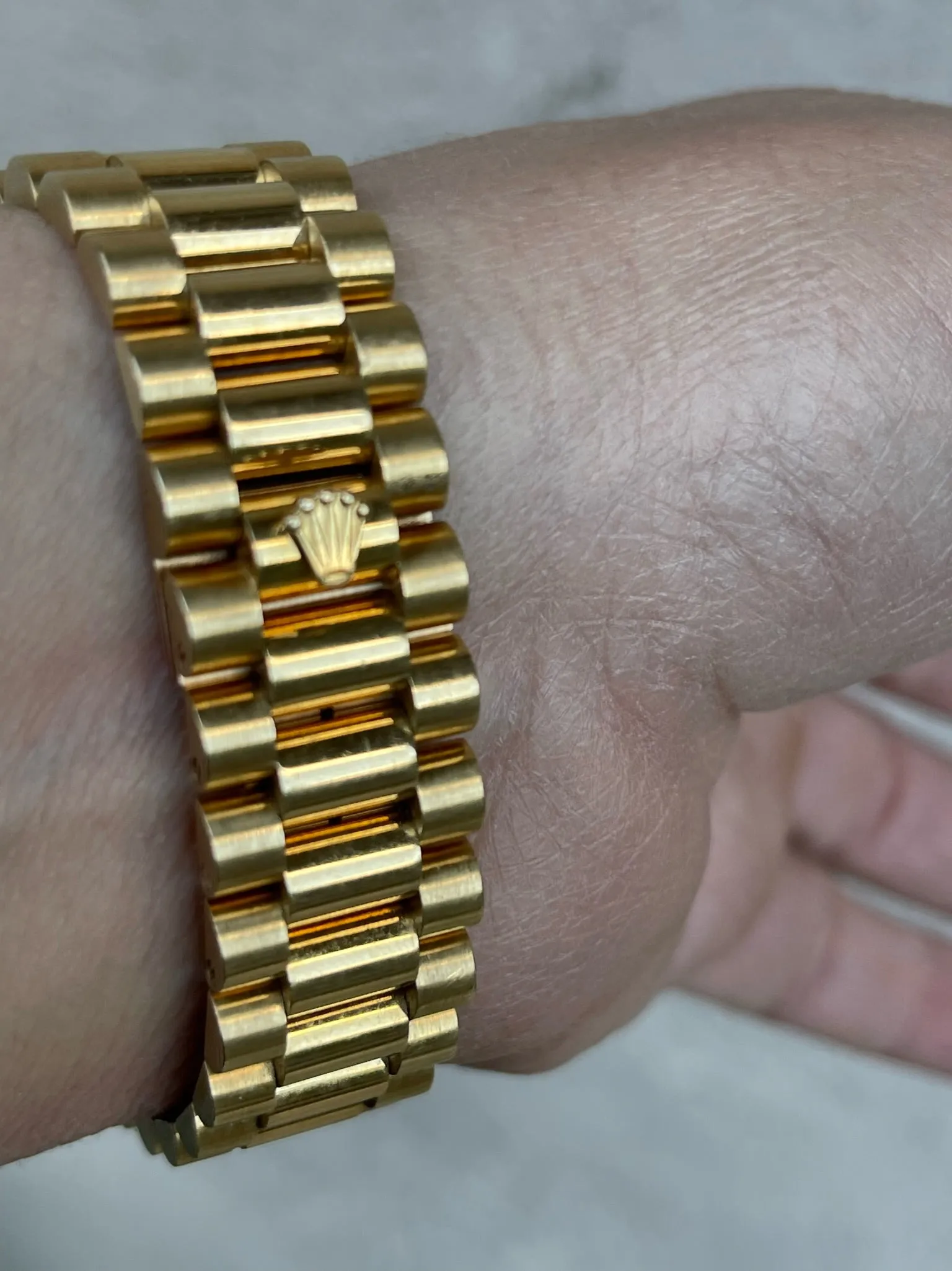 Rolex Presidential 36mm Day Date 18238 (Double Quickset) Mens or Womens Watch All-Factory Brown Vignette Diamond Dial 18k Solid Yellow Gold