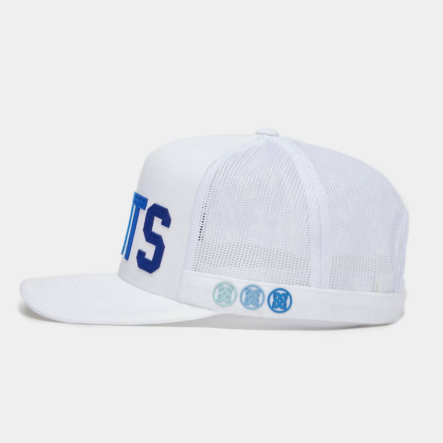 Shots Interlock Knit Trucker Hat Snow/Surf - SS24