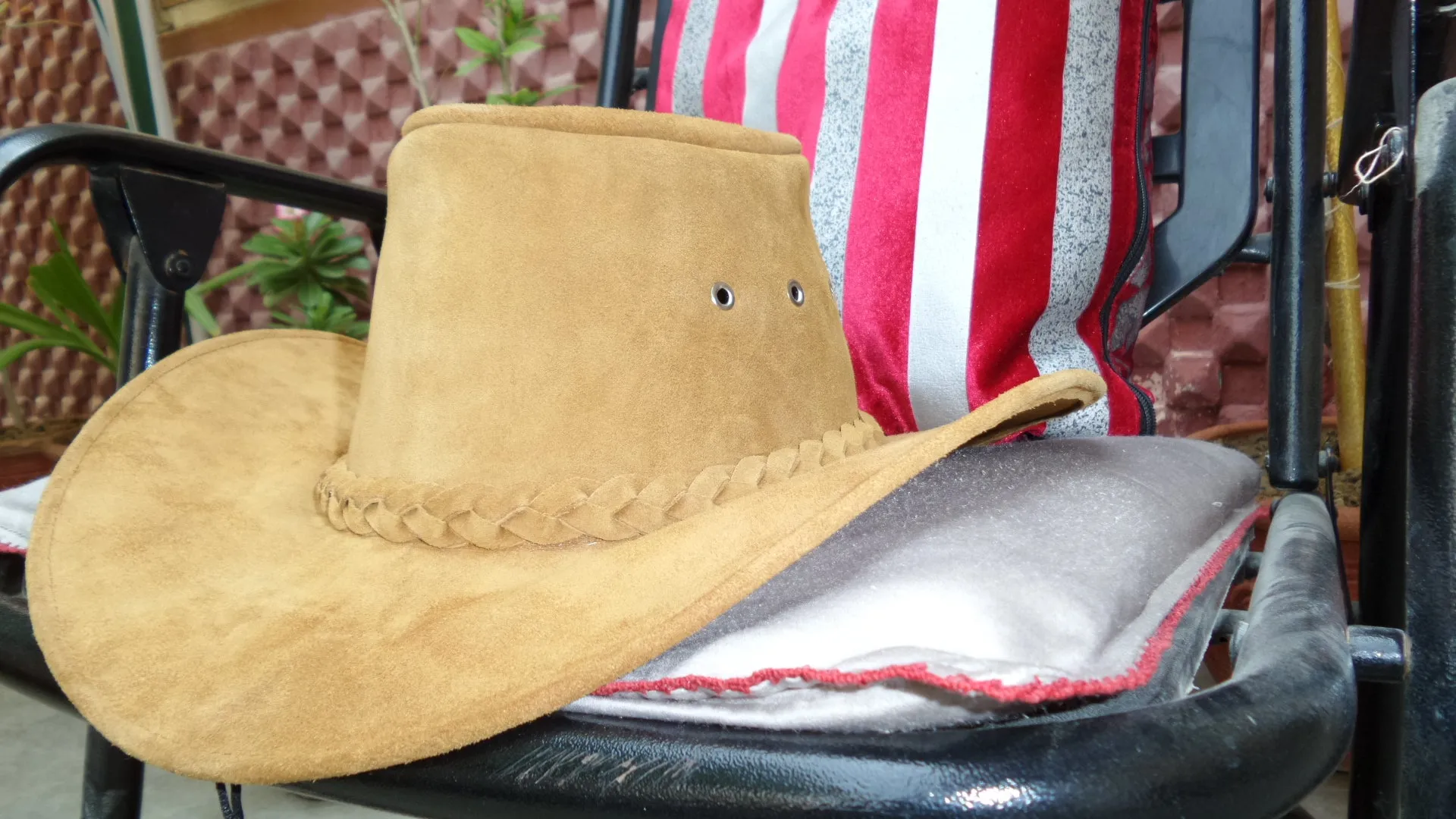 Suede leather cowboy hat