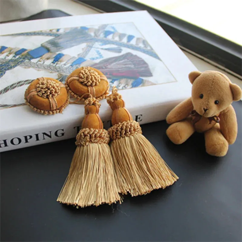 Utku Key Tassel