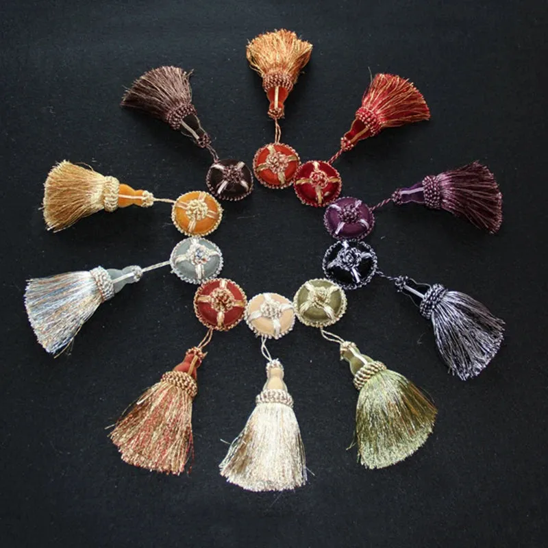 Utku Key Tassel