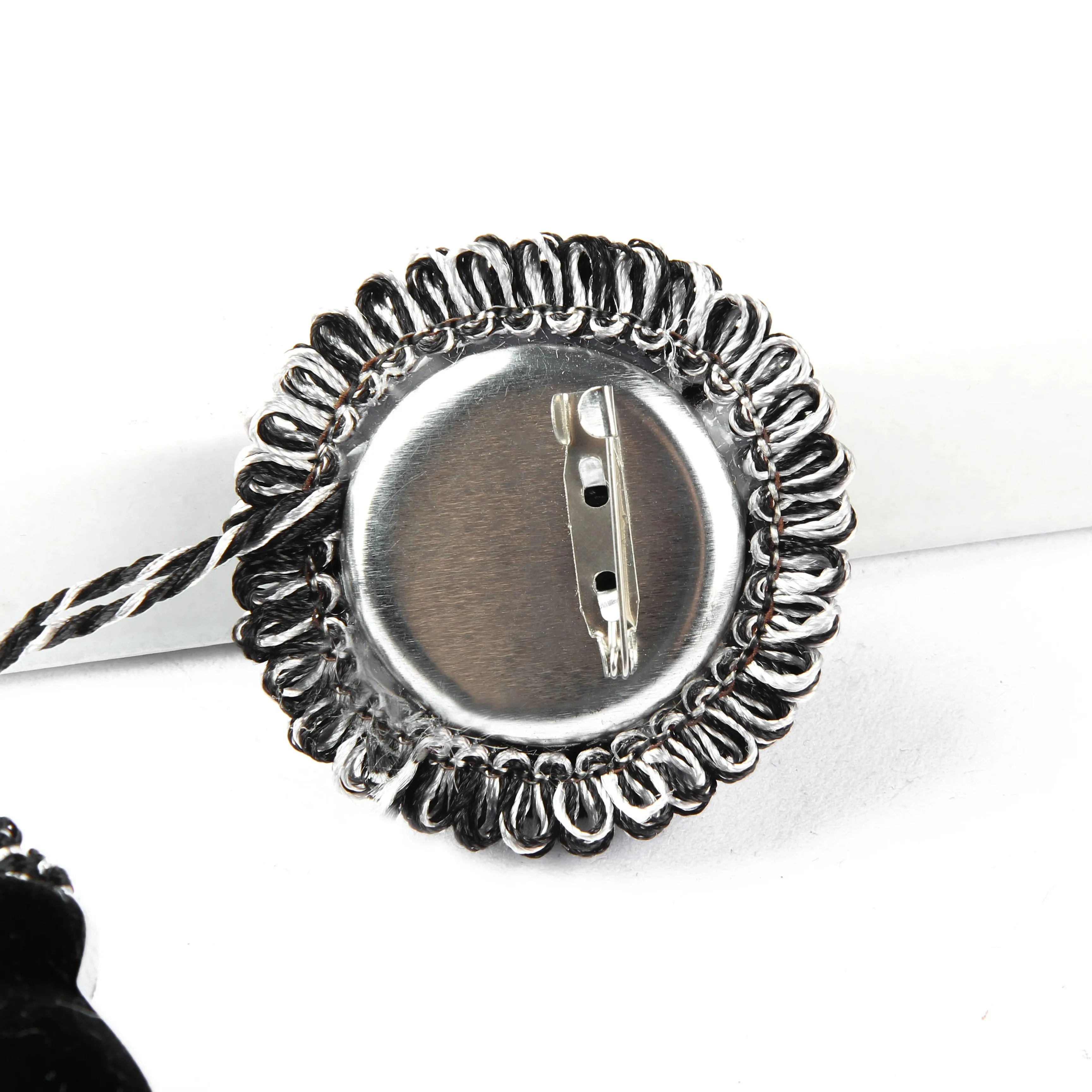 Utku Key Tassel