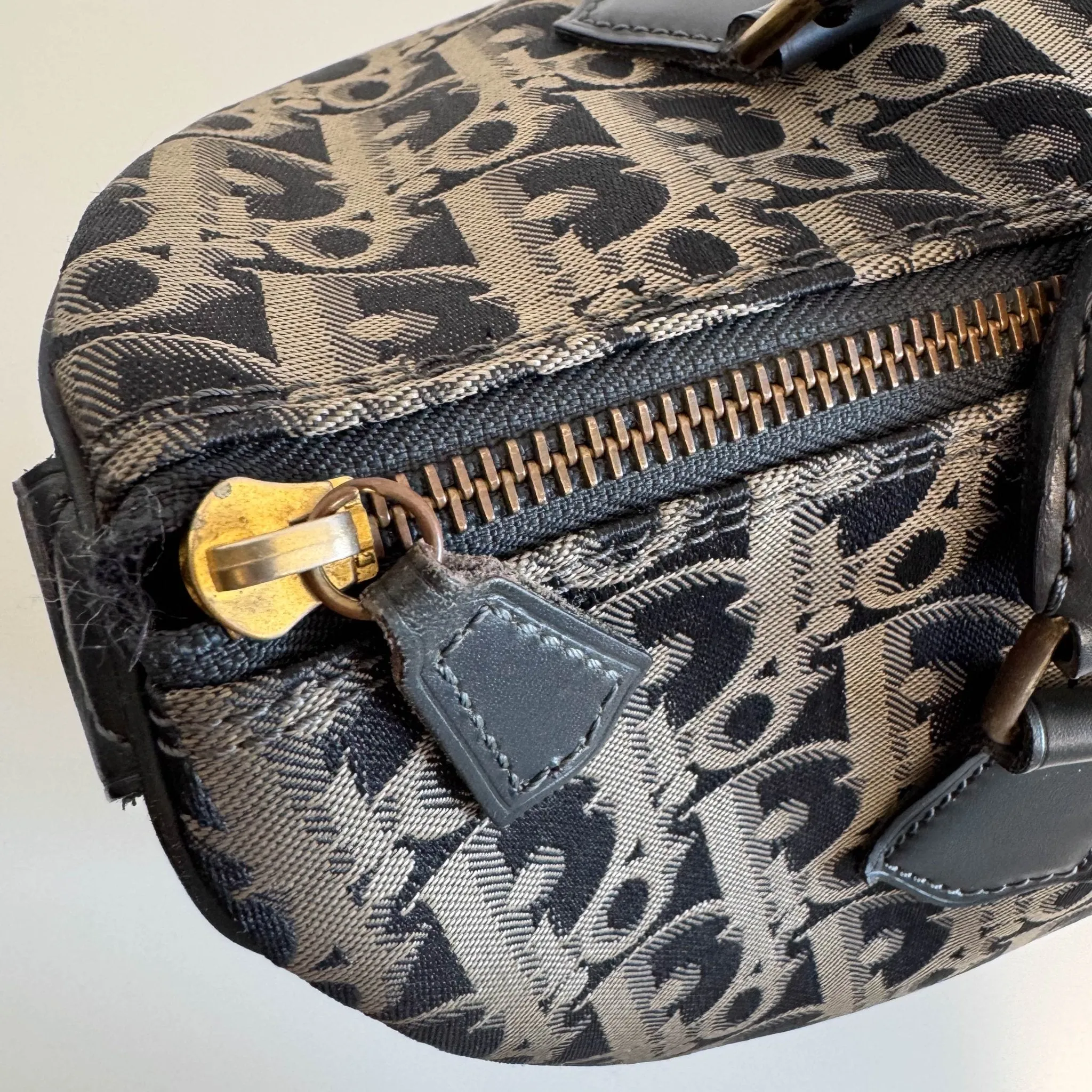 Vintage Trotter Canvas Bowling Bag