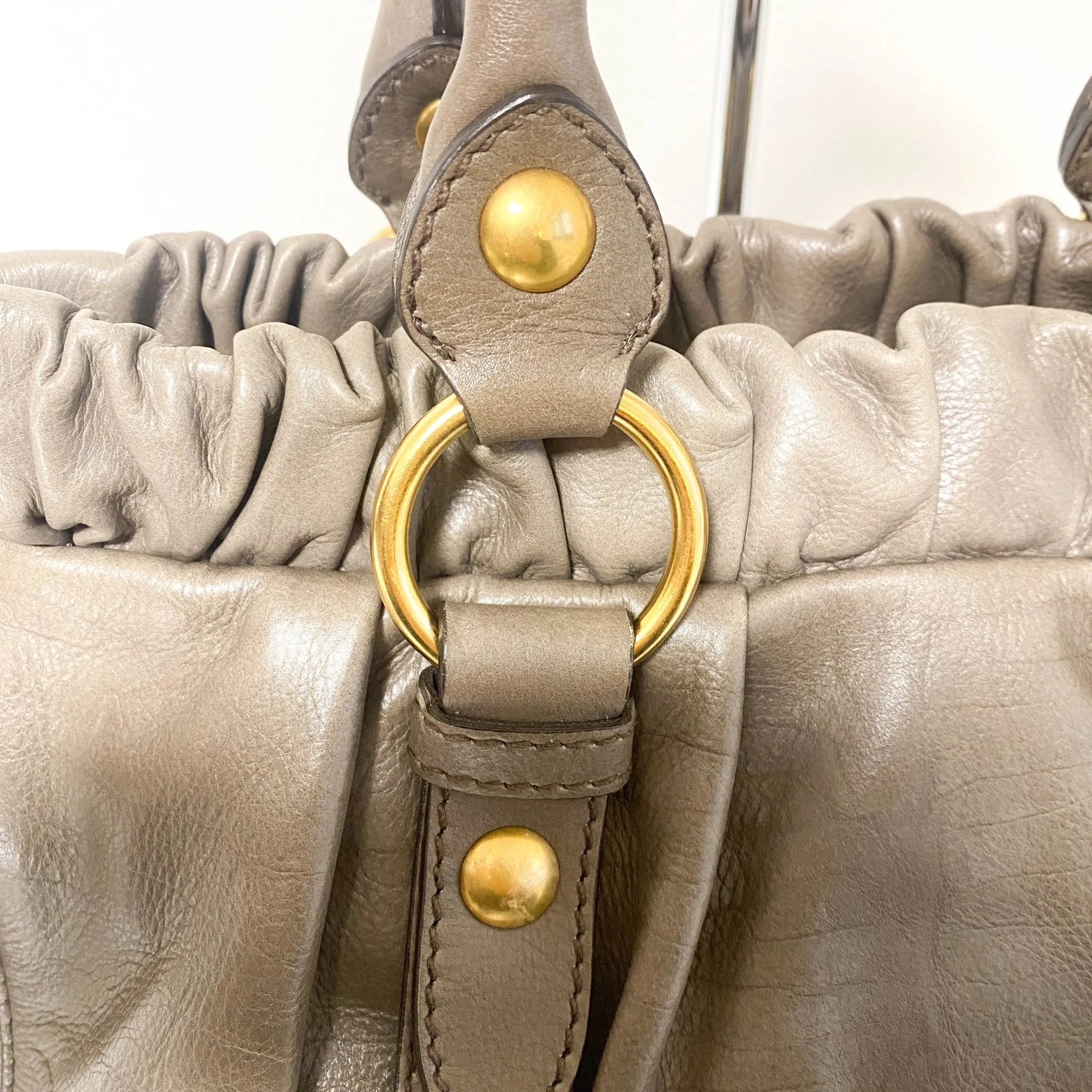 Vitello Lux Bauletto Leather Handbag Smoke Grey