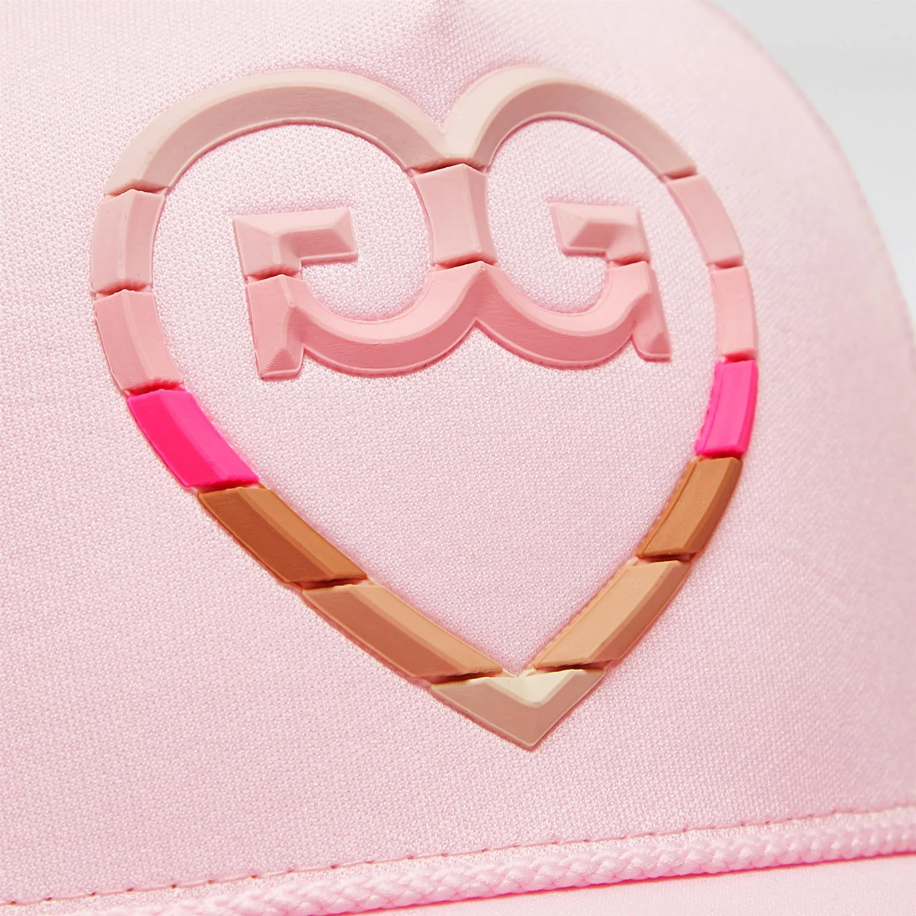 Womens Striped Heart G'S Interlock Knit Trucker Hat Blush - AW23
