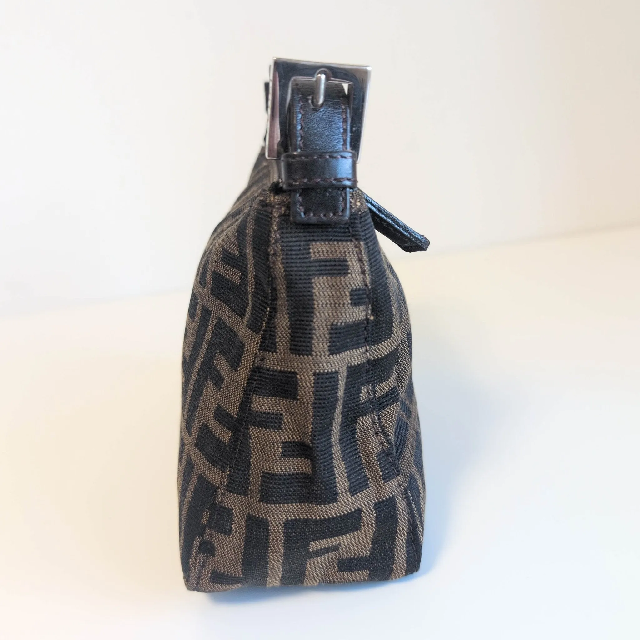 Zucca Brown Canvas Pouch Bag